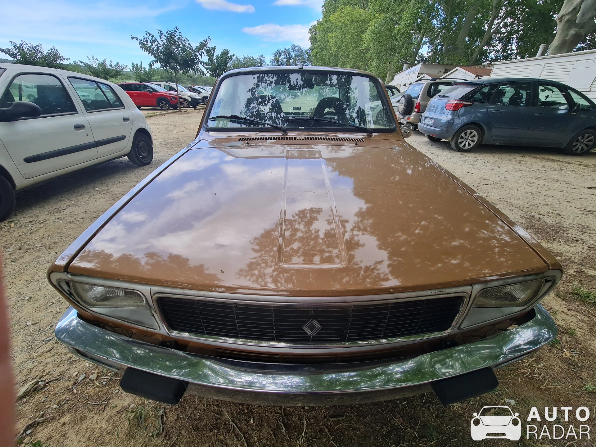 Renault 12 spotted in Saint-Jean-Pla-de-Corts
