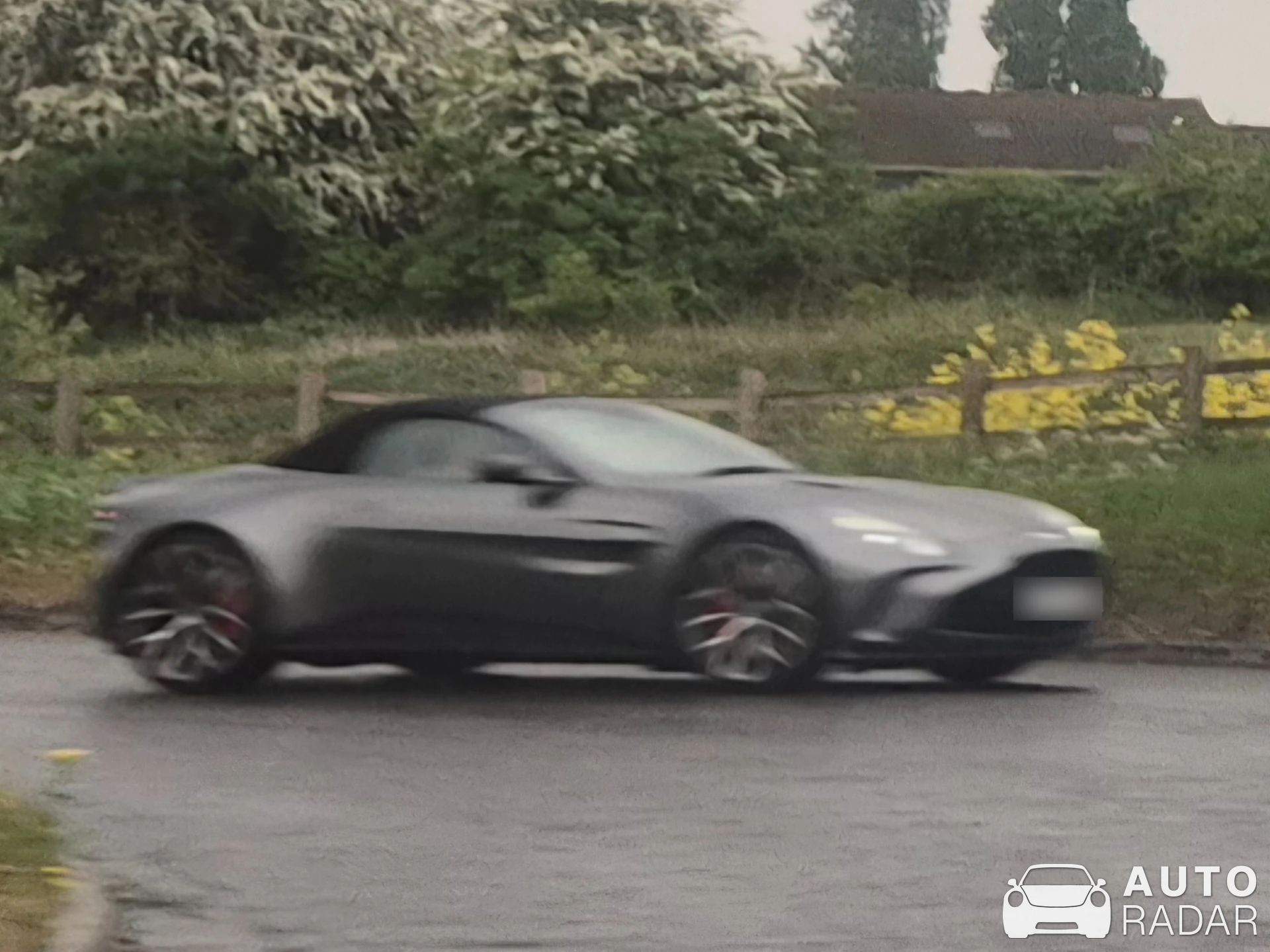Aston Martin V8 Vantage Roadster spotted in Chipping Norton
