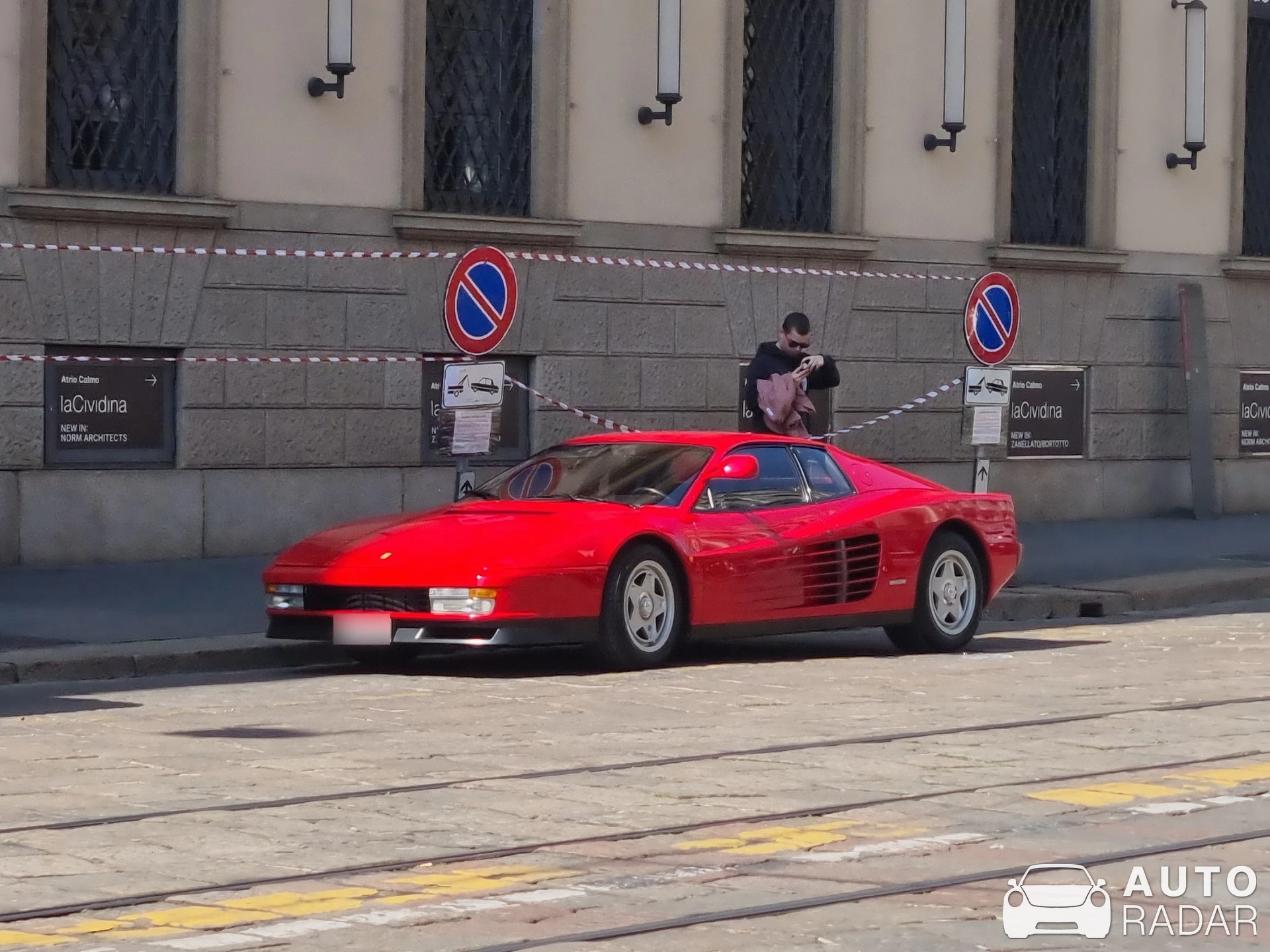 Ferrari Testarossa Monospecchio spotted in Milano