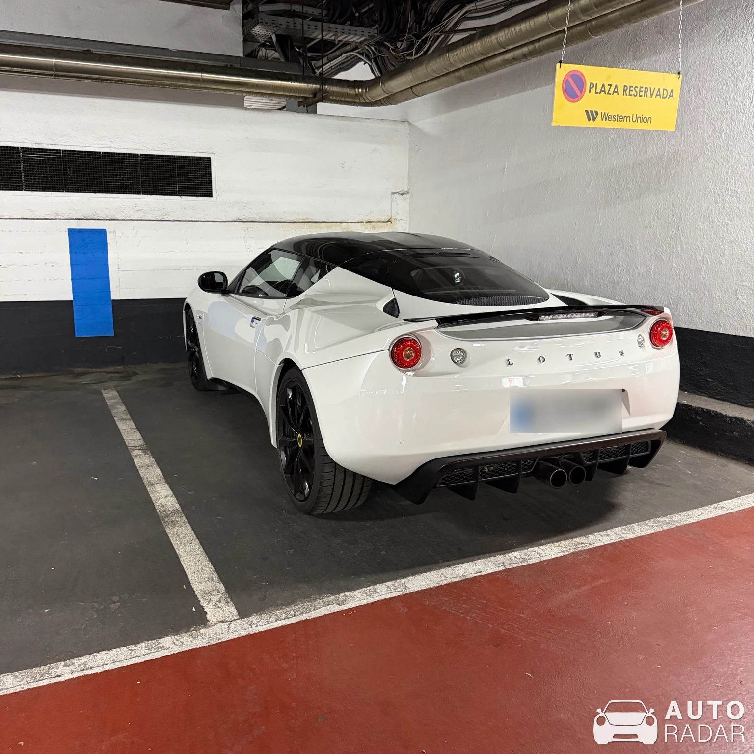 Lotus Evora 400 spotted in Madrid