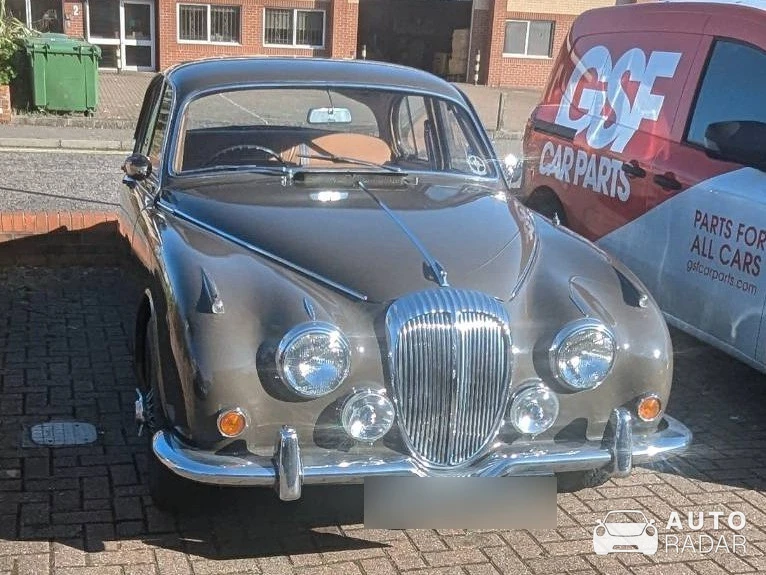 Daimler V8-250 spotted in Colchester