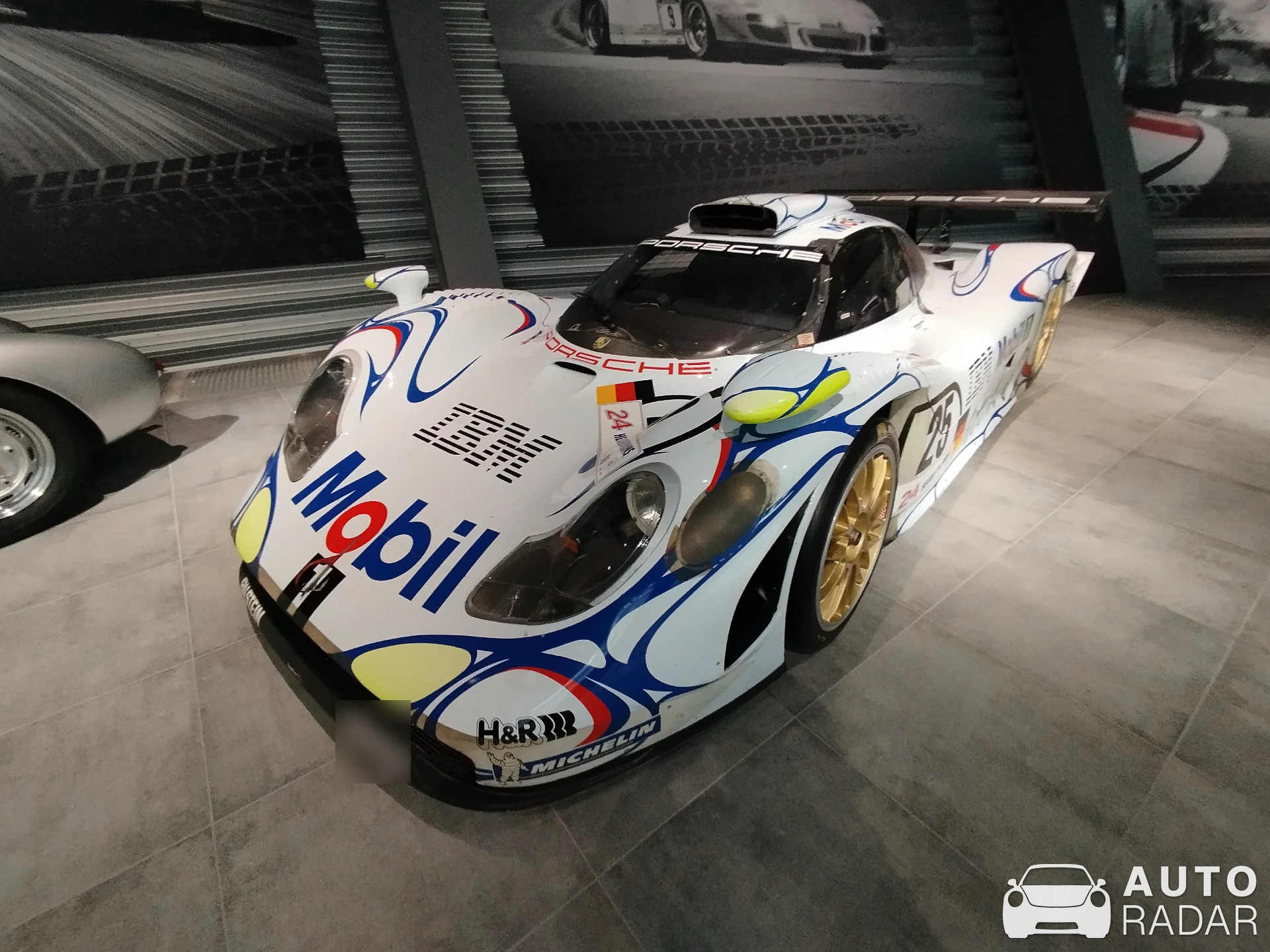 Porsche 996 GT1 Straßenversion spotted in Leipzig