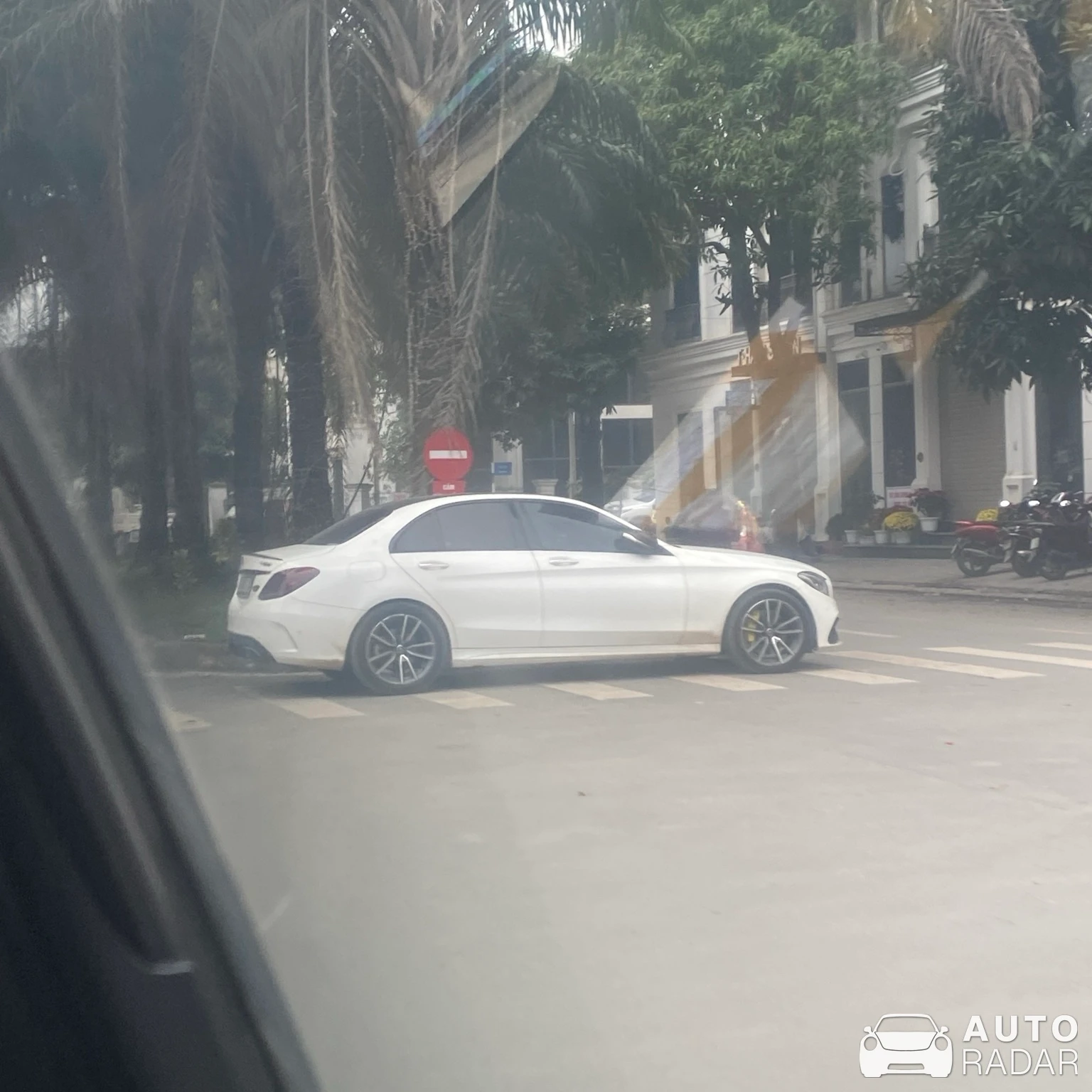 Mercedes-AMG C 63 W205 spotted in Thành phố Vĩnh Yên