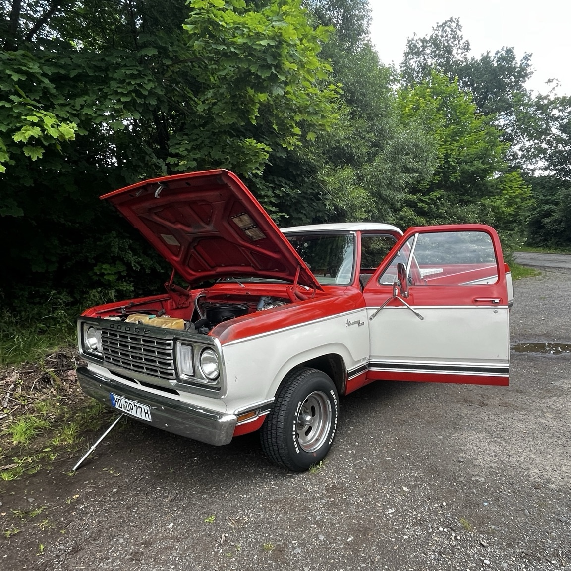 Dodge D150 Lil' Red Express