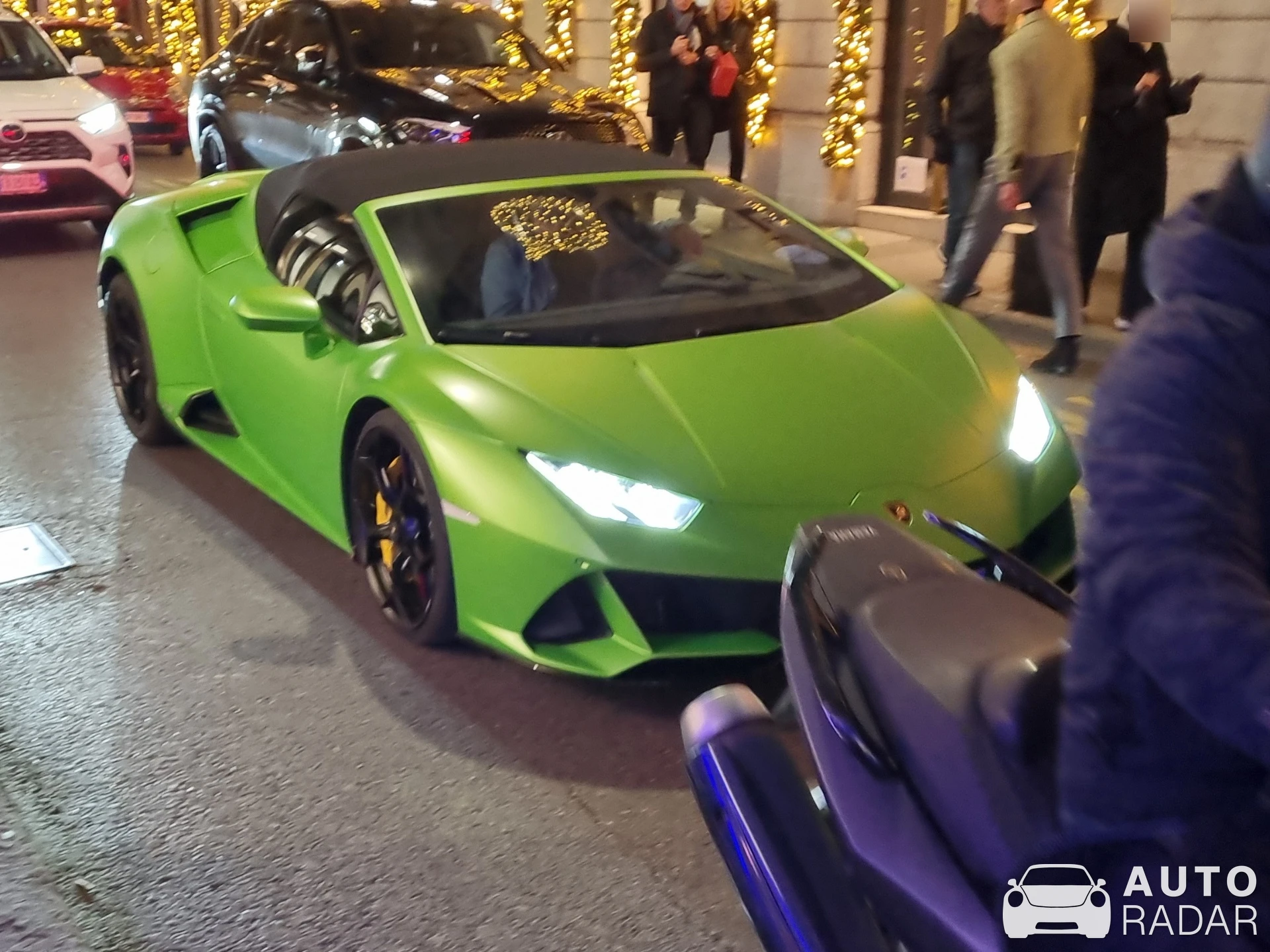 Lamborghini Huracán LP640-4 EVO Spyder spotted in Milano, Italia
