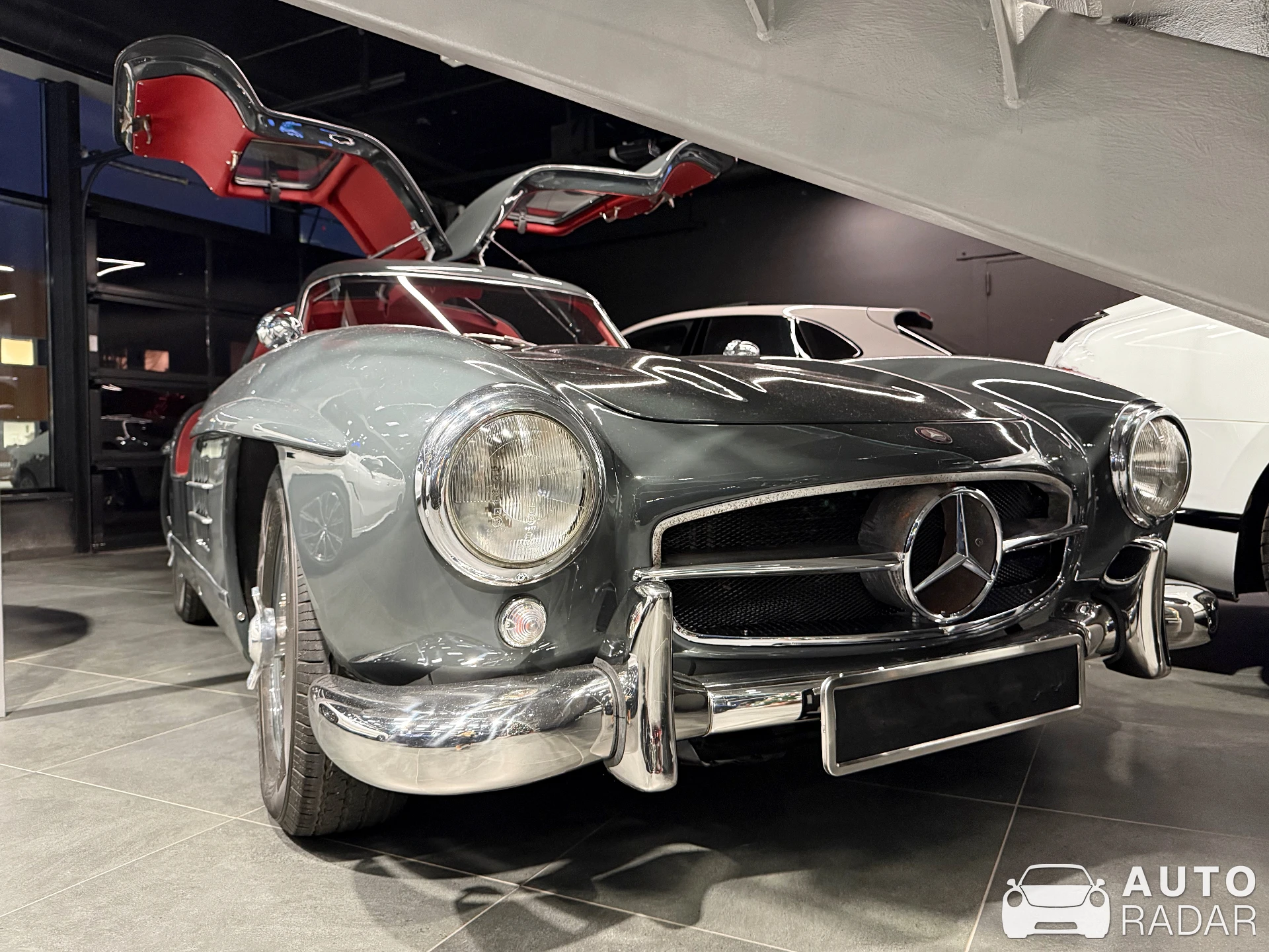 Mercedes-Benz 300SL Gullwing spotted in Peetri, Estonia