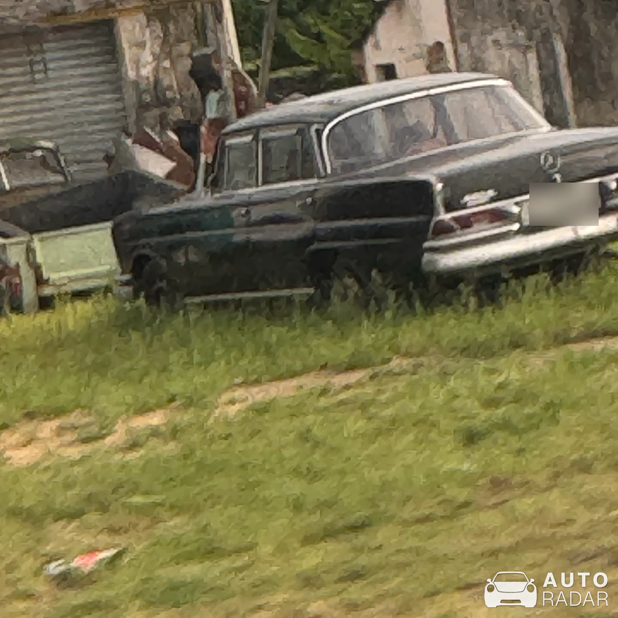 Mercedes-Benz W111 spotted in Itaboraí, Brasil