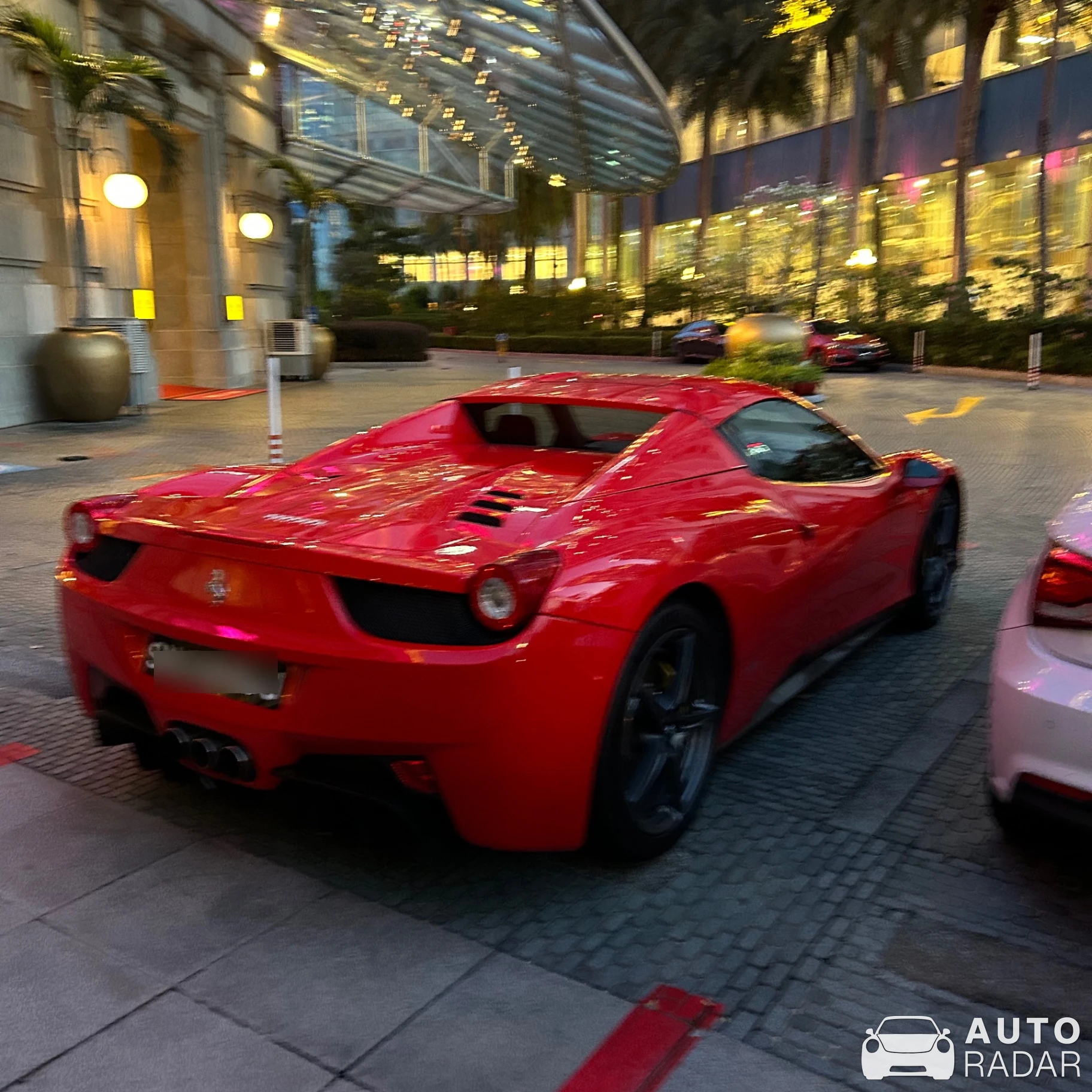Ferrari 458 Spider spotted in Singapore, Singapur