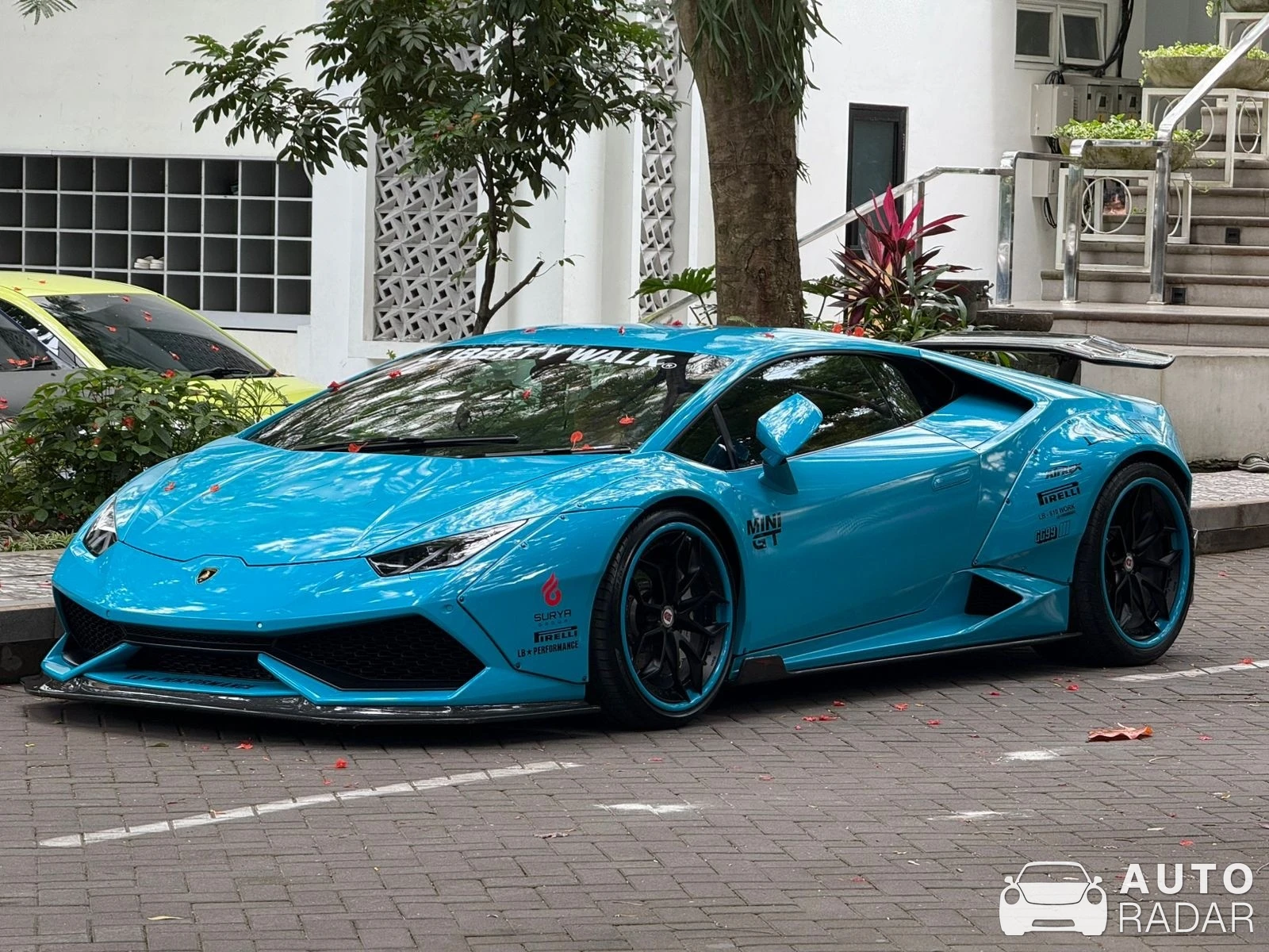 Lamborghini Huracán LP610-4 Liberty Walk LB Performance spotted in Sleman