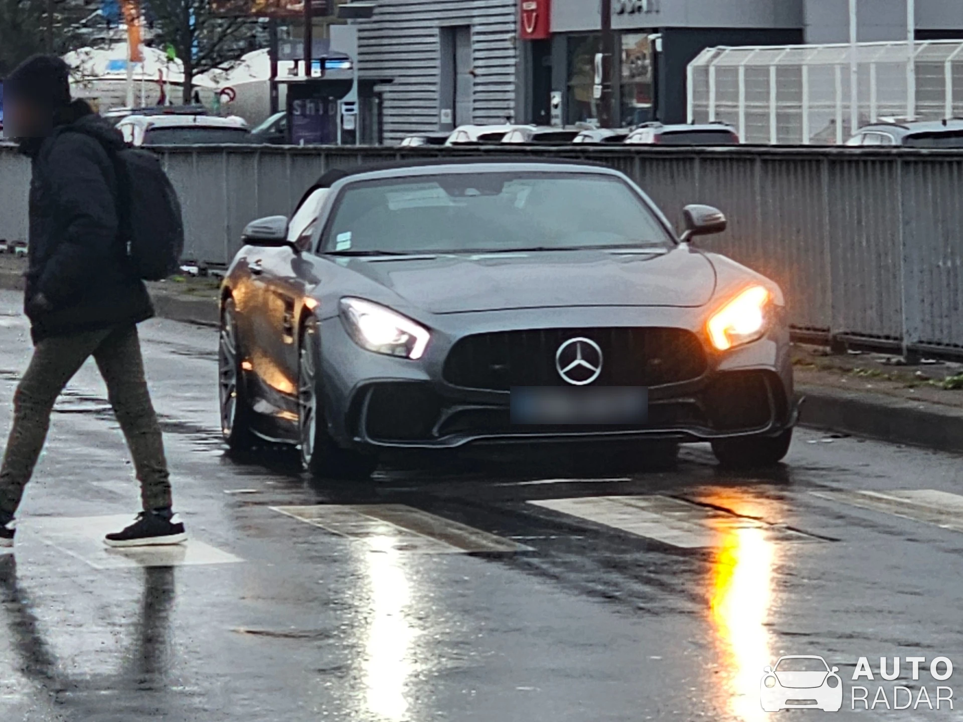 Mercedes-AMG GT C Roadster R190 2019 spotted in Viry-Châtillon, France