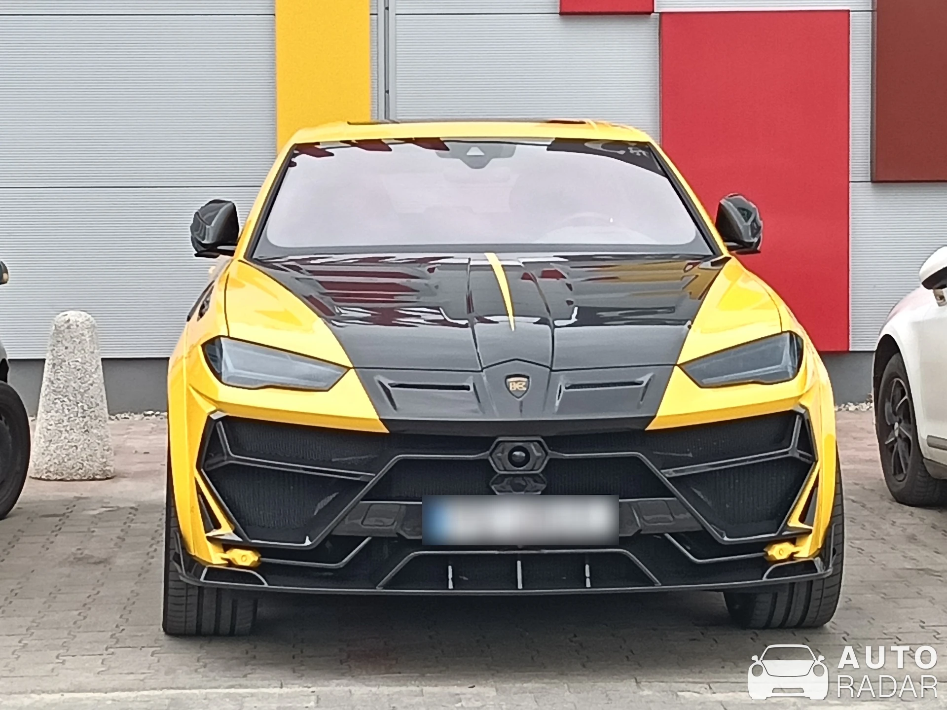 Lamborghini Urus Keyvany Keyrus spotted in Stare Miasto, Poland