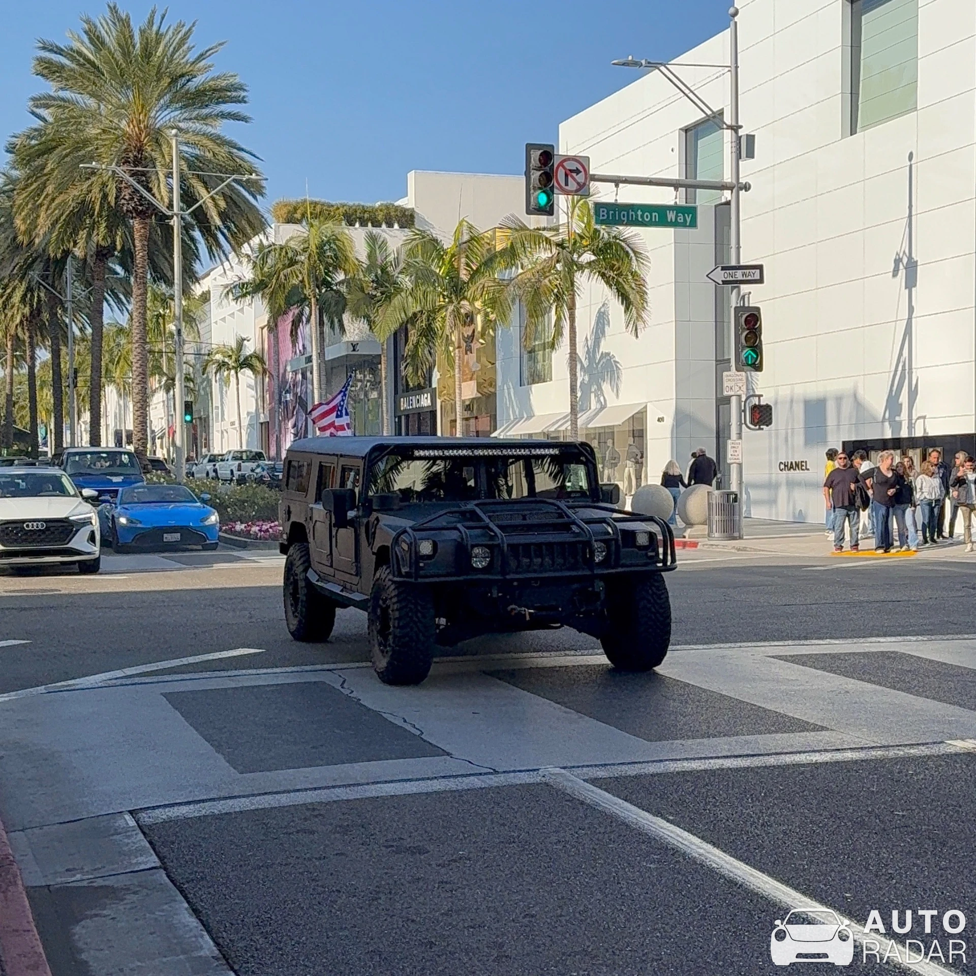 Hummer H1 spotted in Beverly Hills, United States