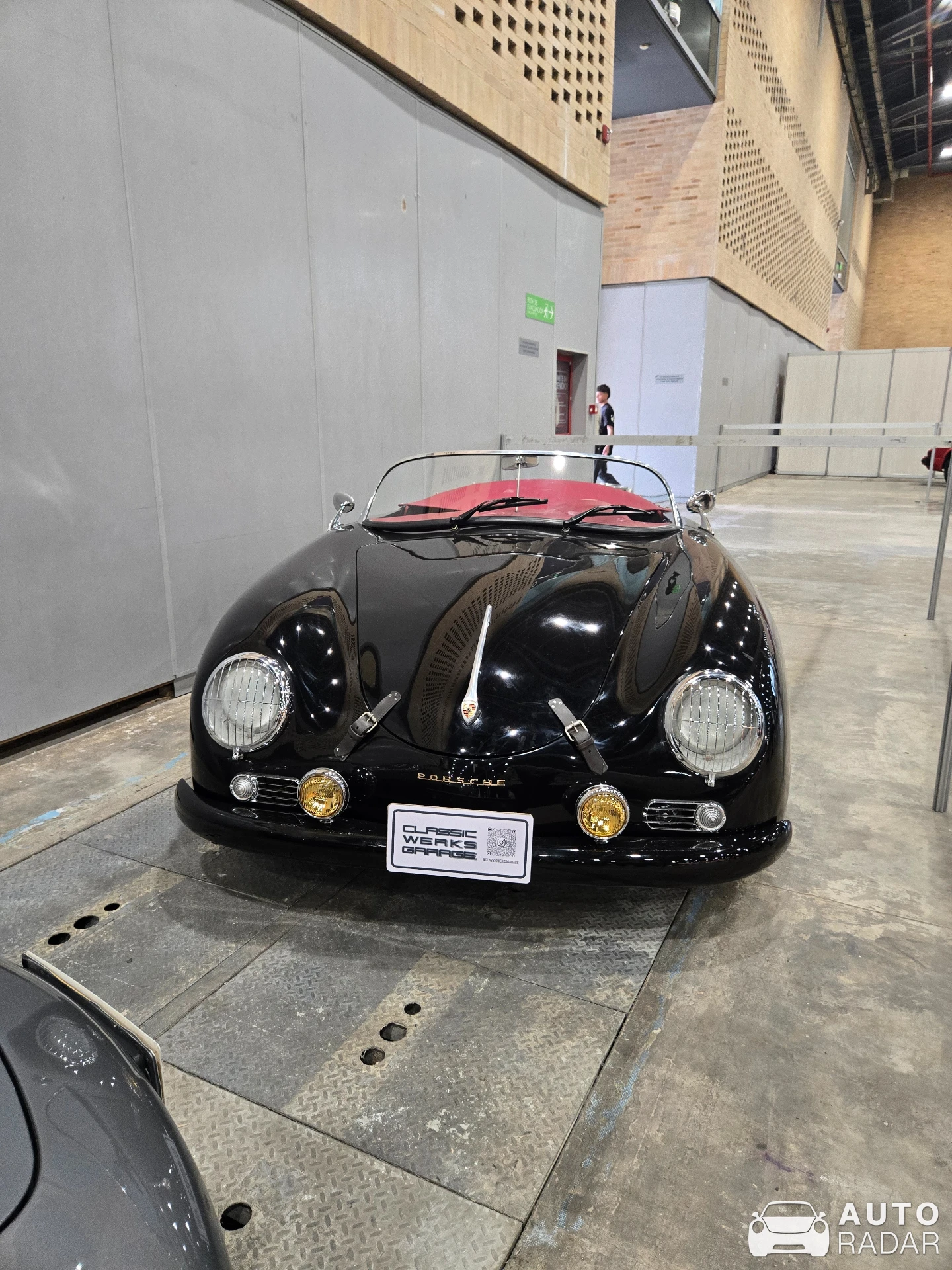 Porsche 356 spotted in Bogotá, Colombia