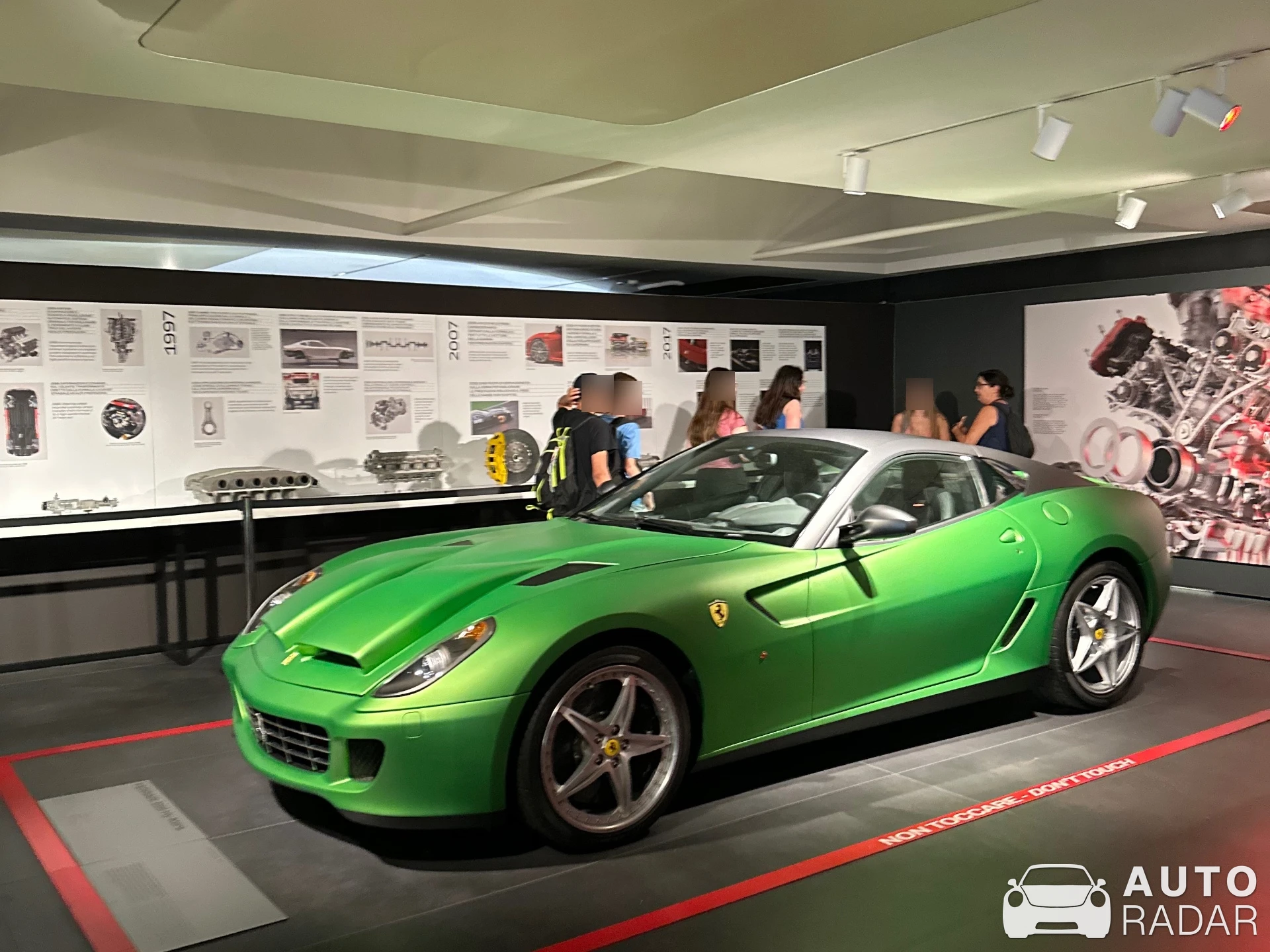 Ferrari 599 HY-KERS spotted in Maranello