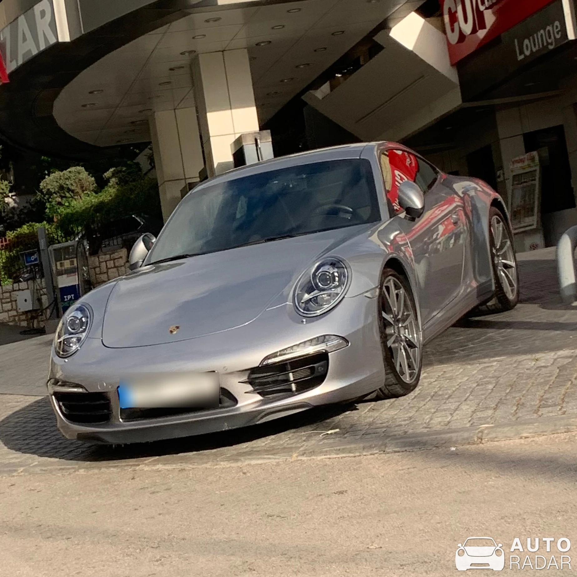 Porsche 991 Carrera S MkI spotted in Mtaileb, Liban