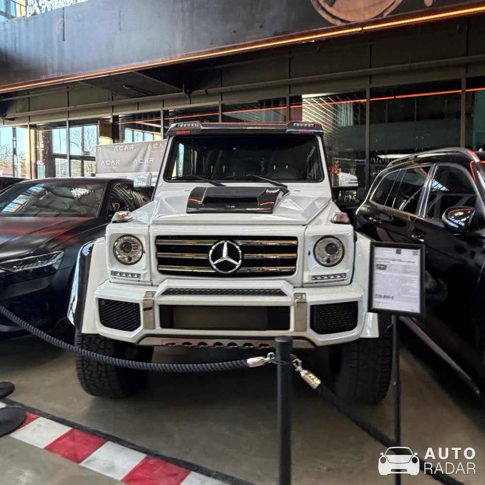 Mercedes-Benz G 500 4X4² spotted in München, Germany