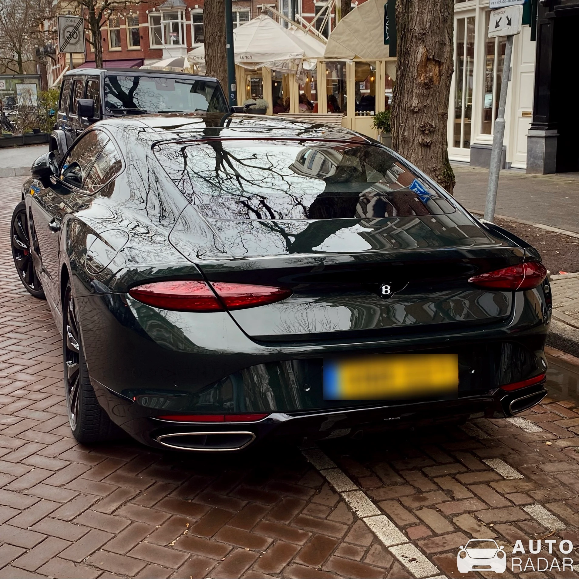 Bentley Continental GT V8 Azure 2024 spotted in Amsterdam