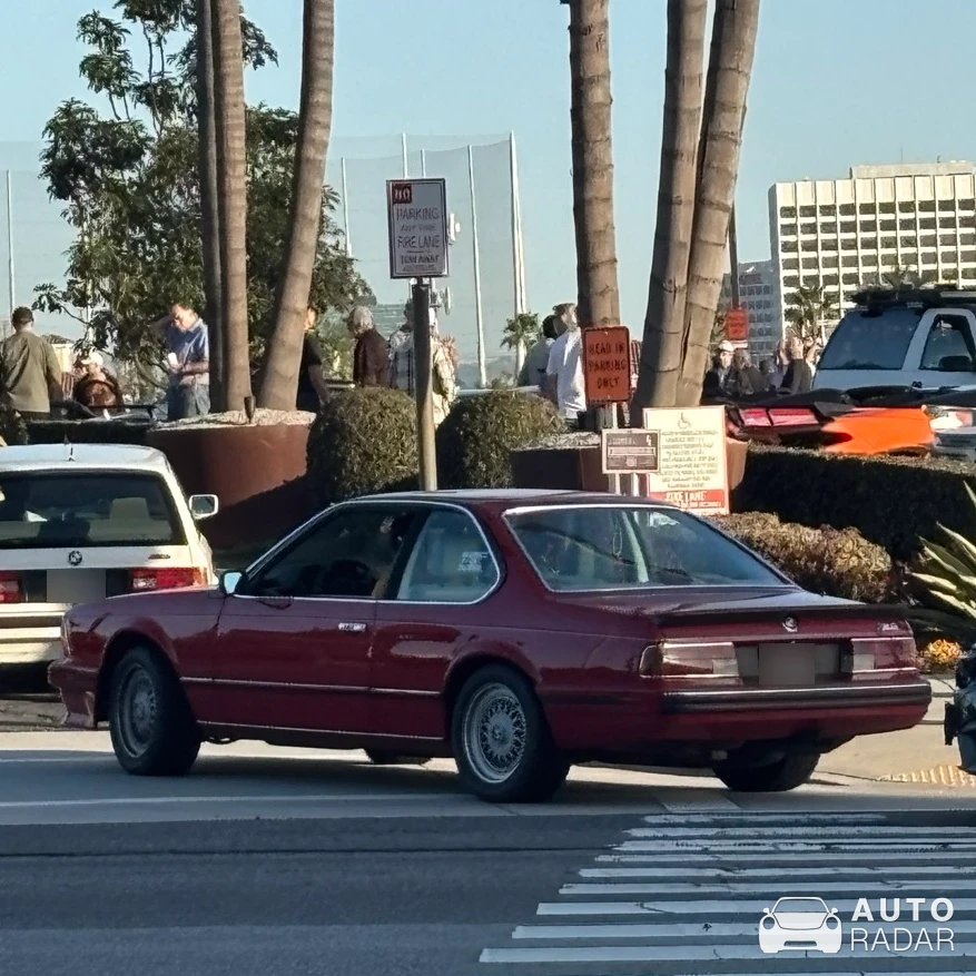BMW M6 E24 spotted in Manhattan Beach, United States