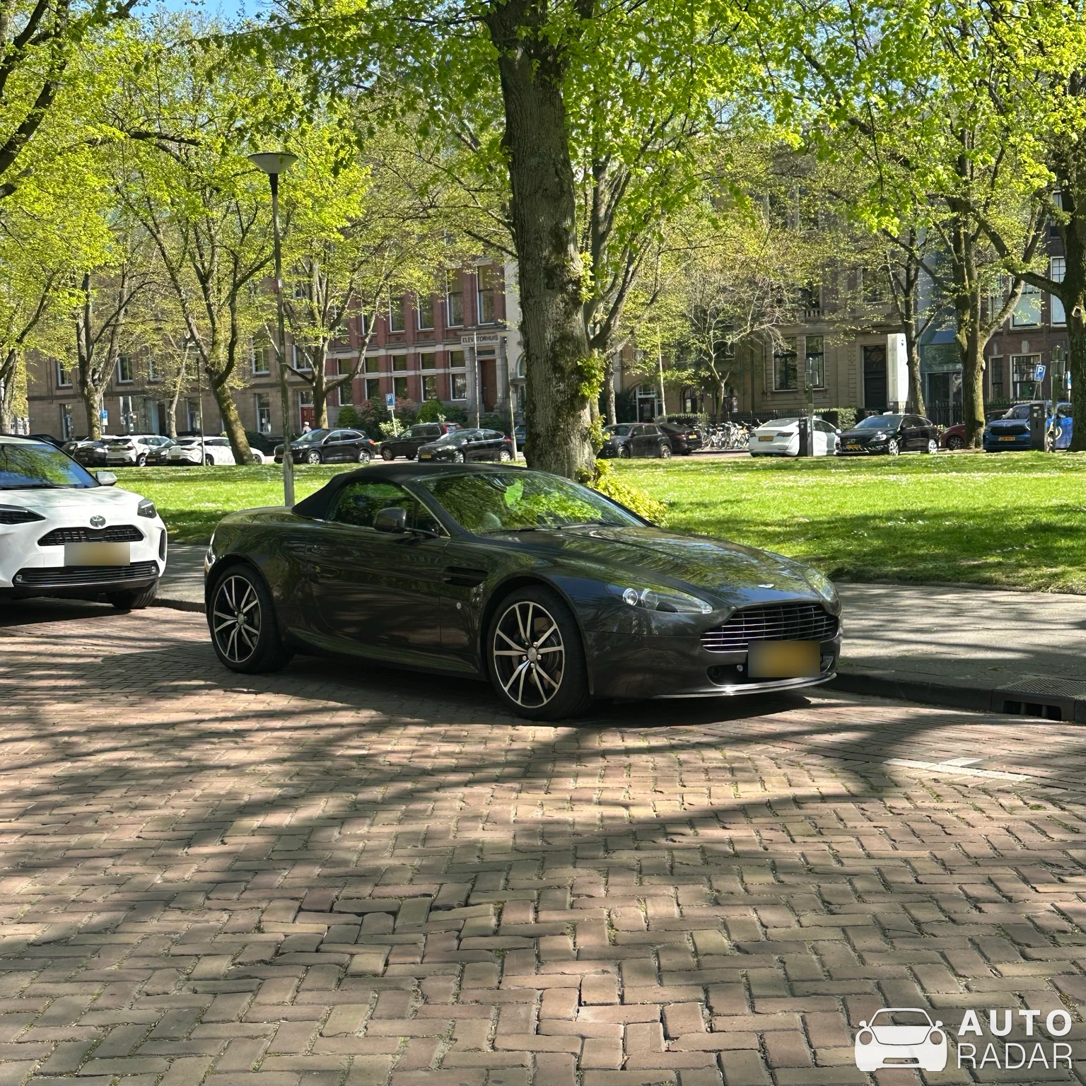 Aston Martin V8 Vantage S Roadster spotted in Rotterdam