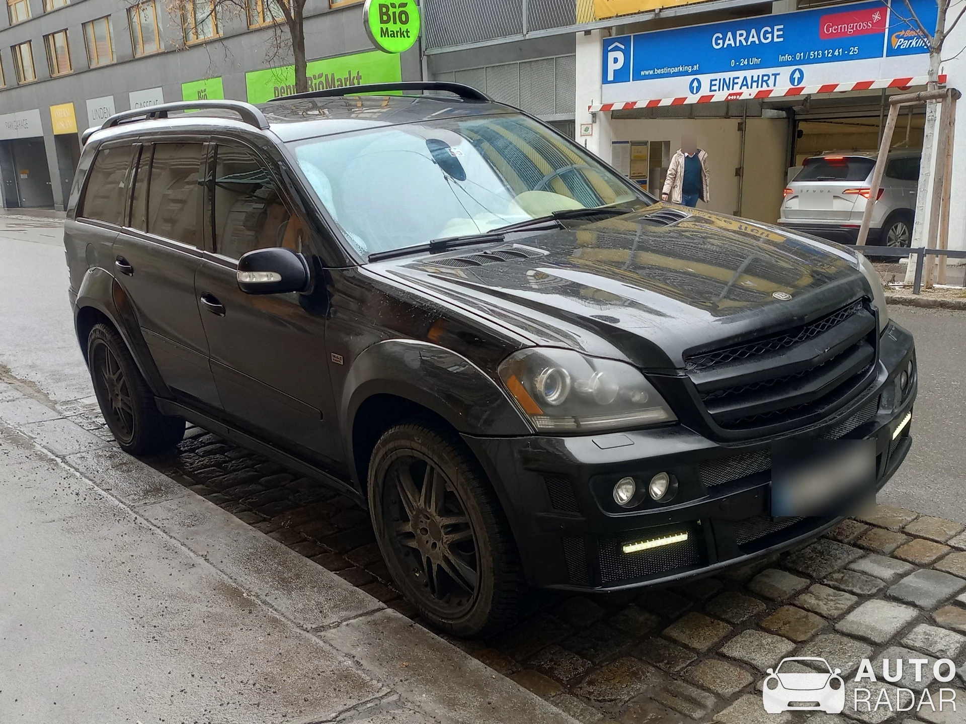 Mercedes-Benz Brabus GL X164 spotted in Vienna, Austria