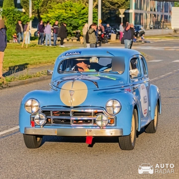 Peugeot 203 spotted in Blagnac