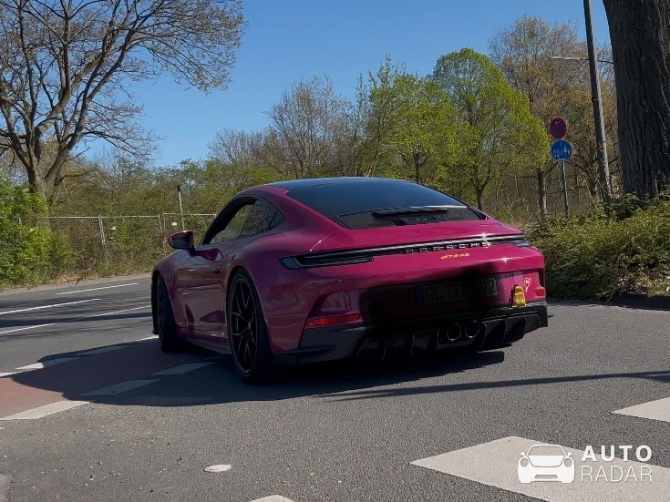 Porsche 992 GT3 Touring MR spotted in Köln