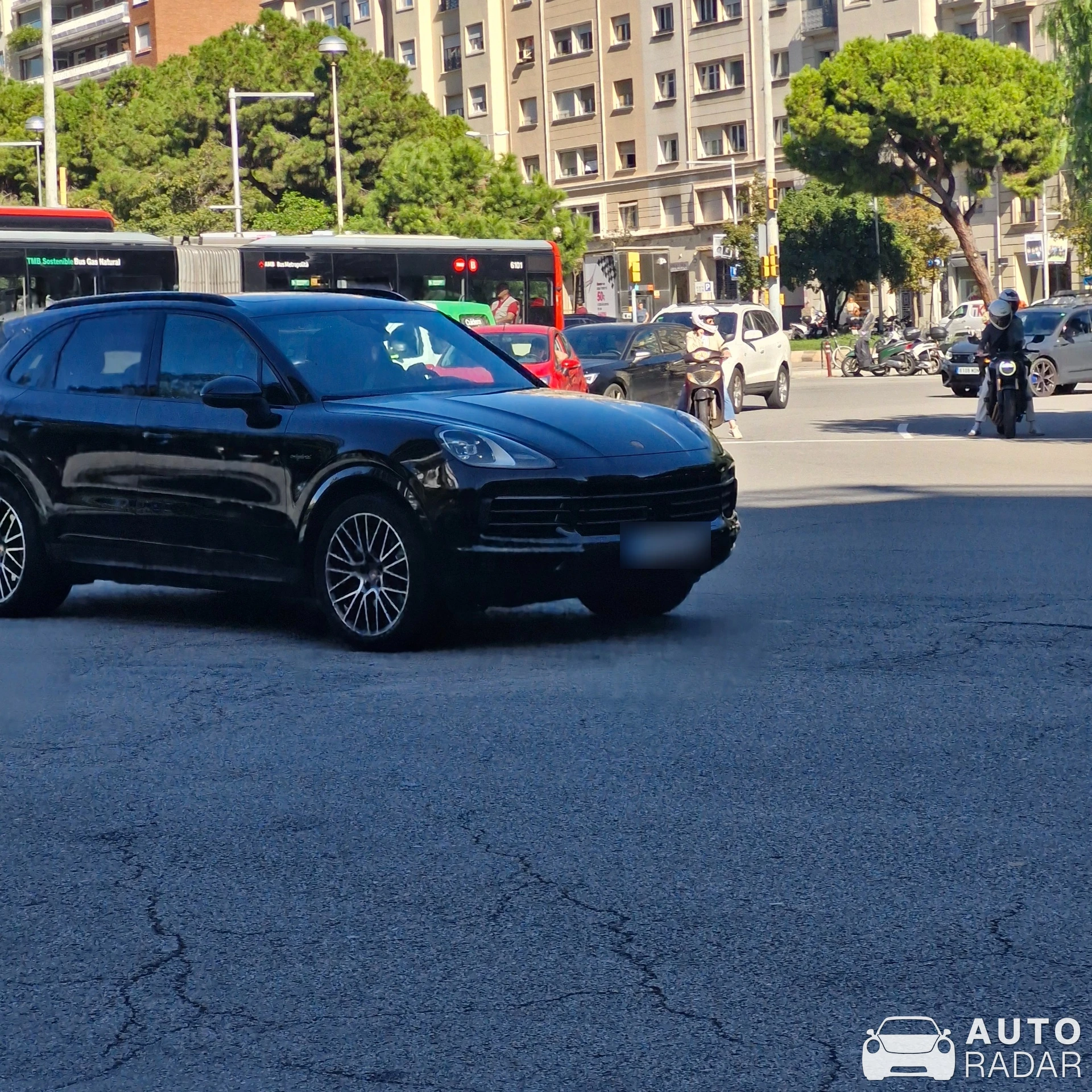 Porsche Cayenne spotted in Barcelona, Spain
