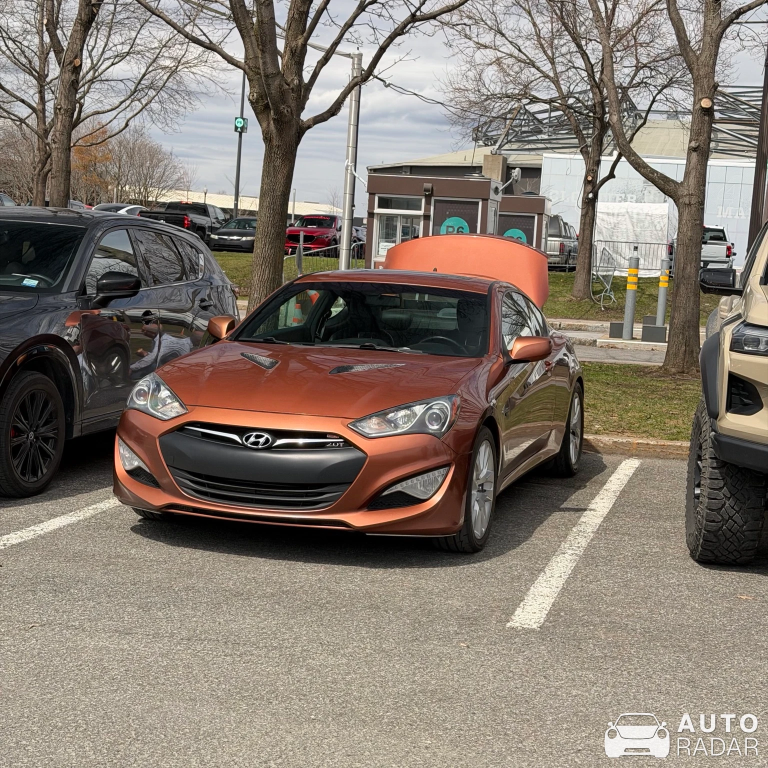 Hyundai Genesis spotted in Québec