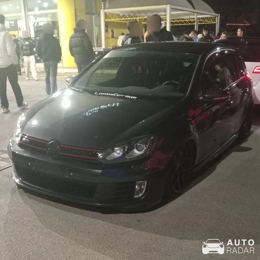 Volkswagen Golf GTI spotted in Noicàttaro, Italy