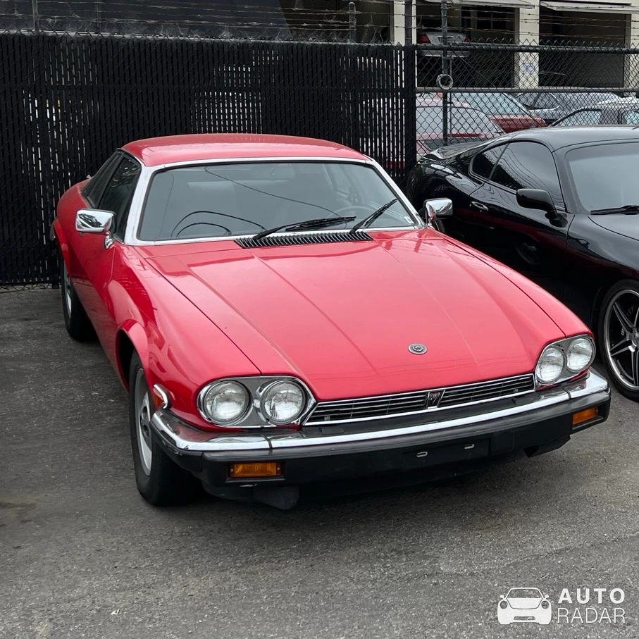 Jaguar XJS spotted in Santa Barbara, United States