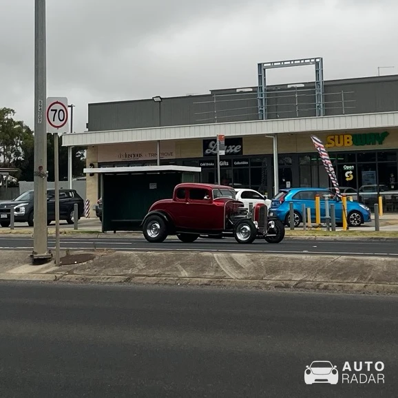 Ford 1932 spotted in Leopold