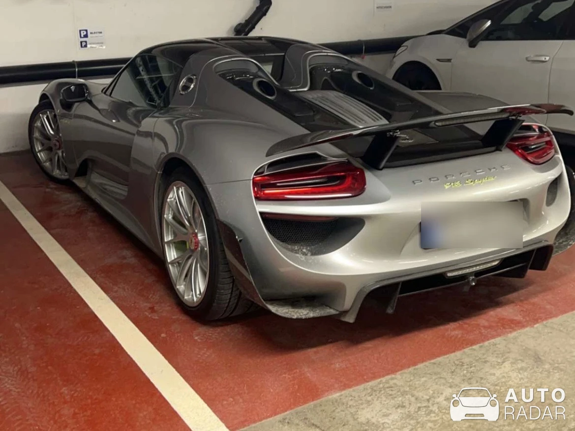 Porsche 918 Spyder spotted in Stavanger, Norge