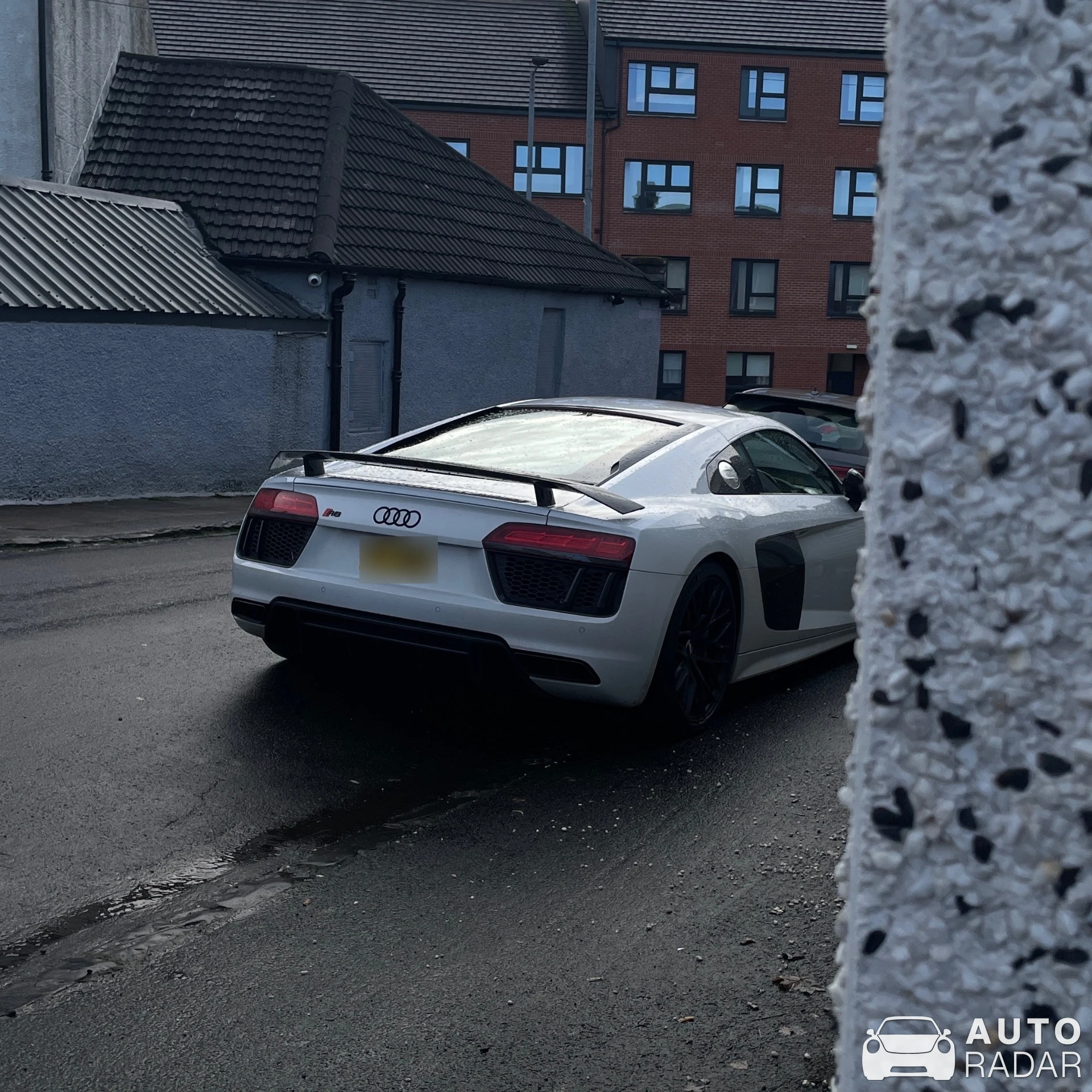 Audi R8 V10 spotted in Baillieston, United Kingdom