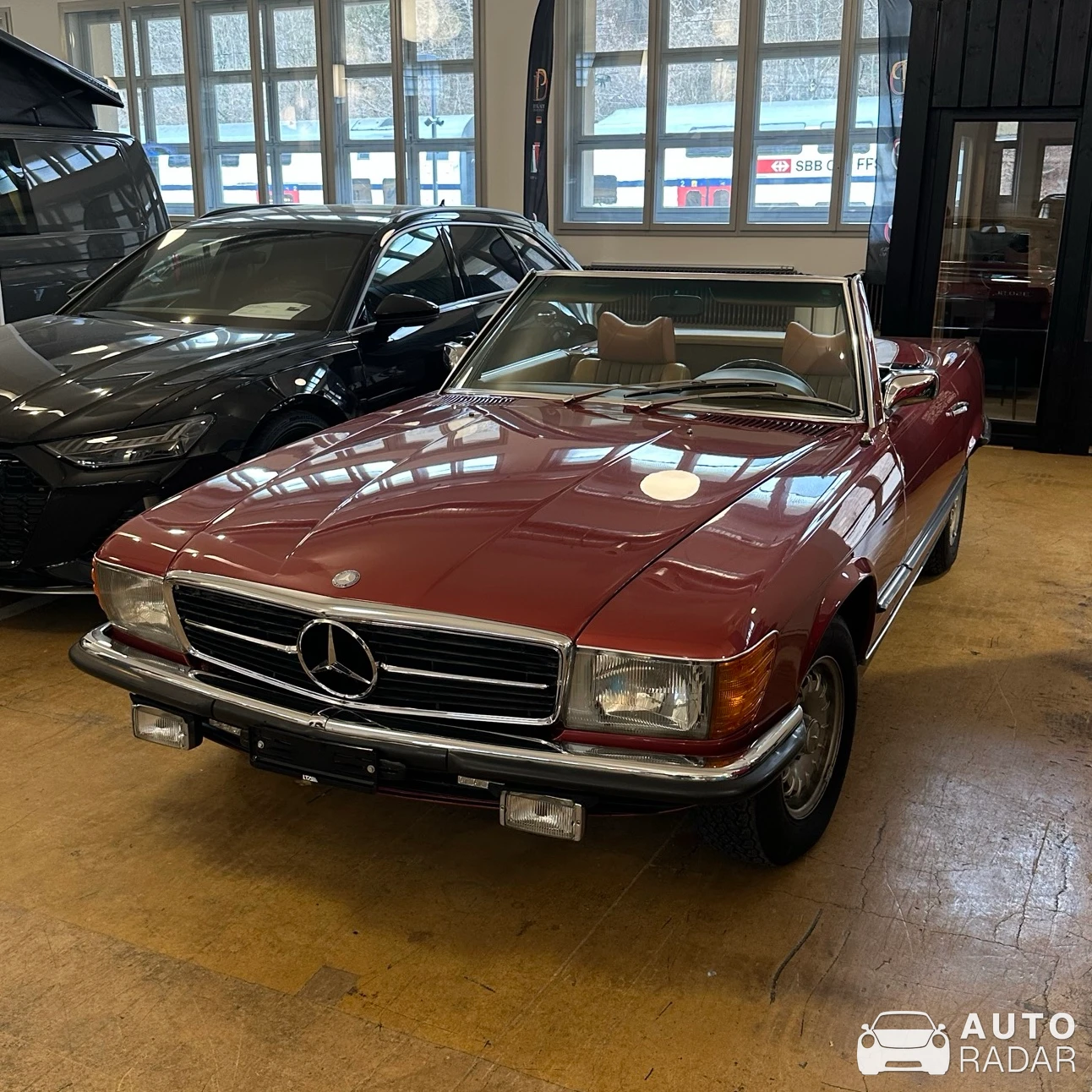 Mercedes-Benz 350SL R107 spotted in Lindau