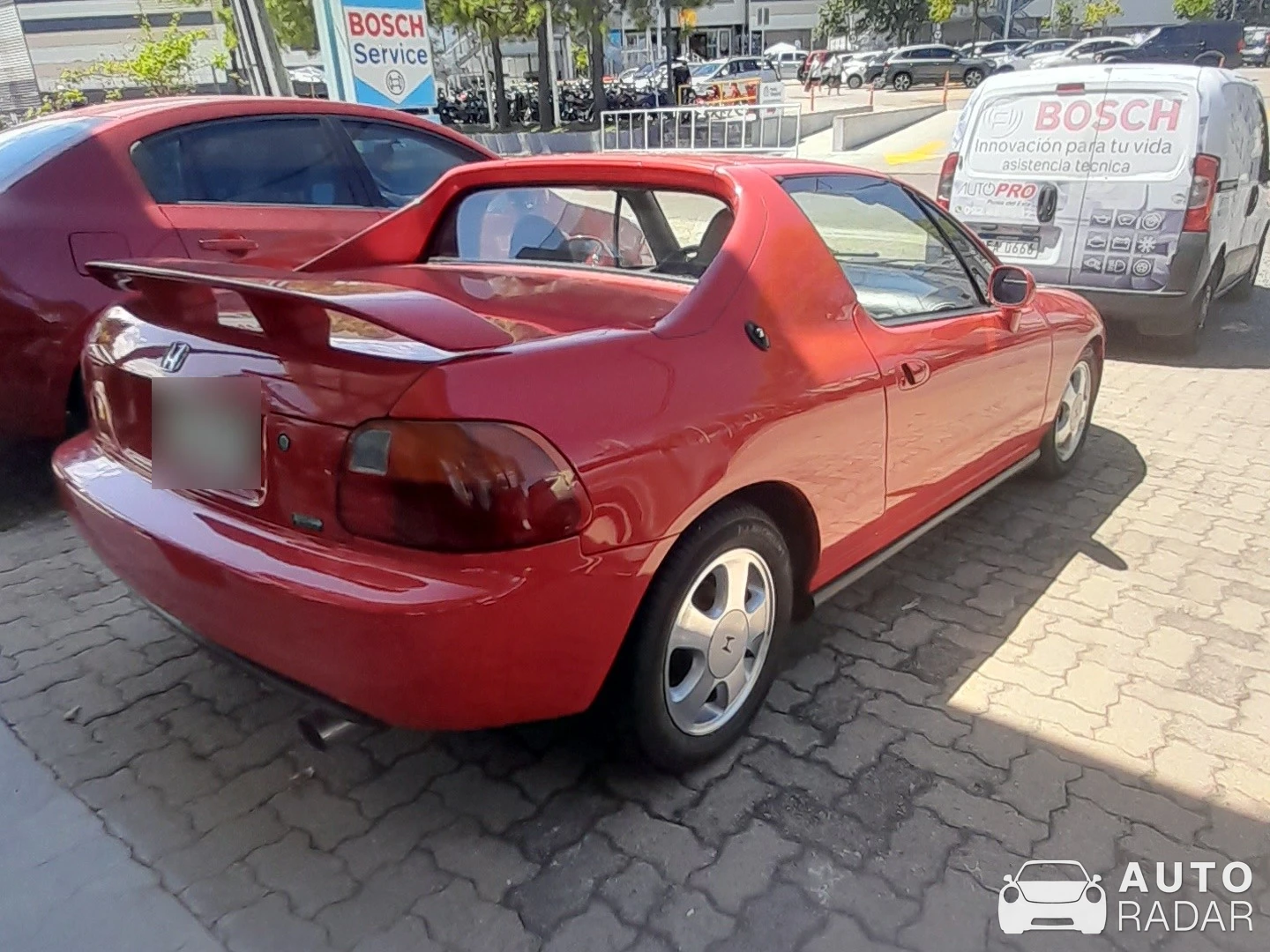 Honda CR-X Del Sol spotted in Punta del Este
