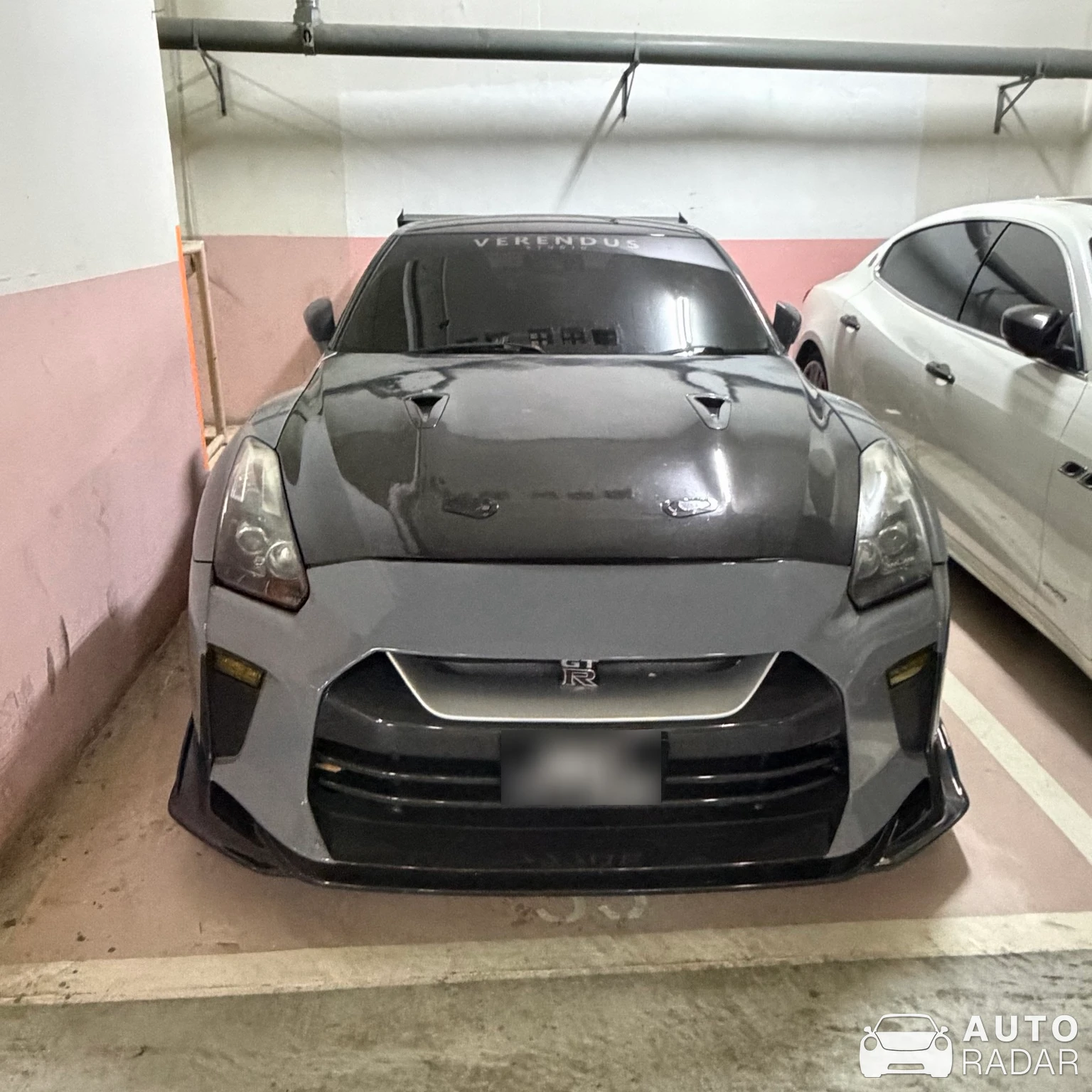 Nissan GT-R R35 spotted in Singapore, 싱가포르
