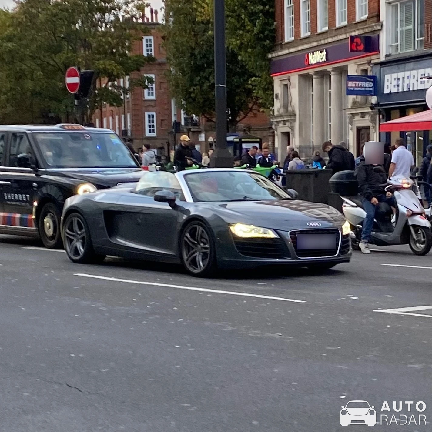 Audi R8 V8 Spyder spotted in Greater London, United Kingdom
