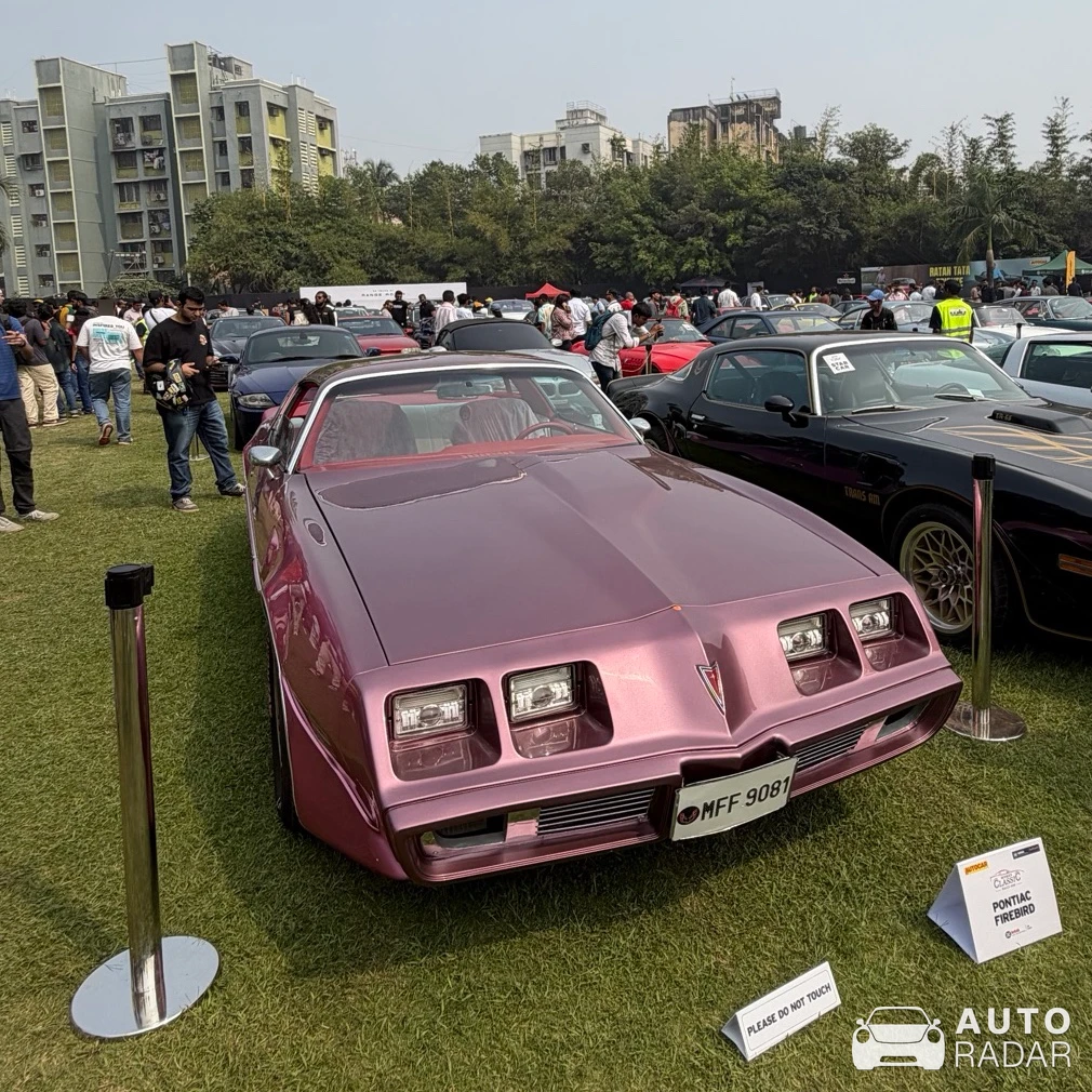 Pontiac Firebird spotted in Mumbai, India