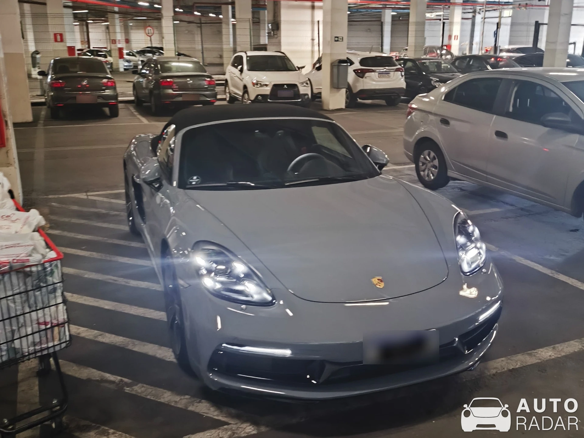 Porsche 718 Boxster spotted in Pampulha, Brasil