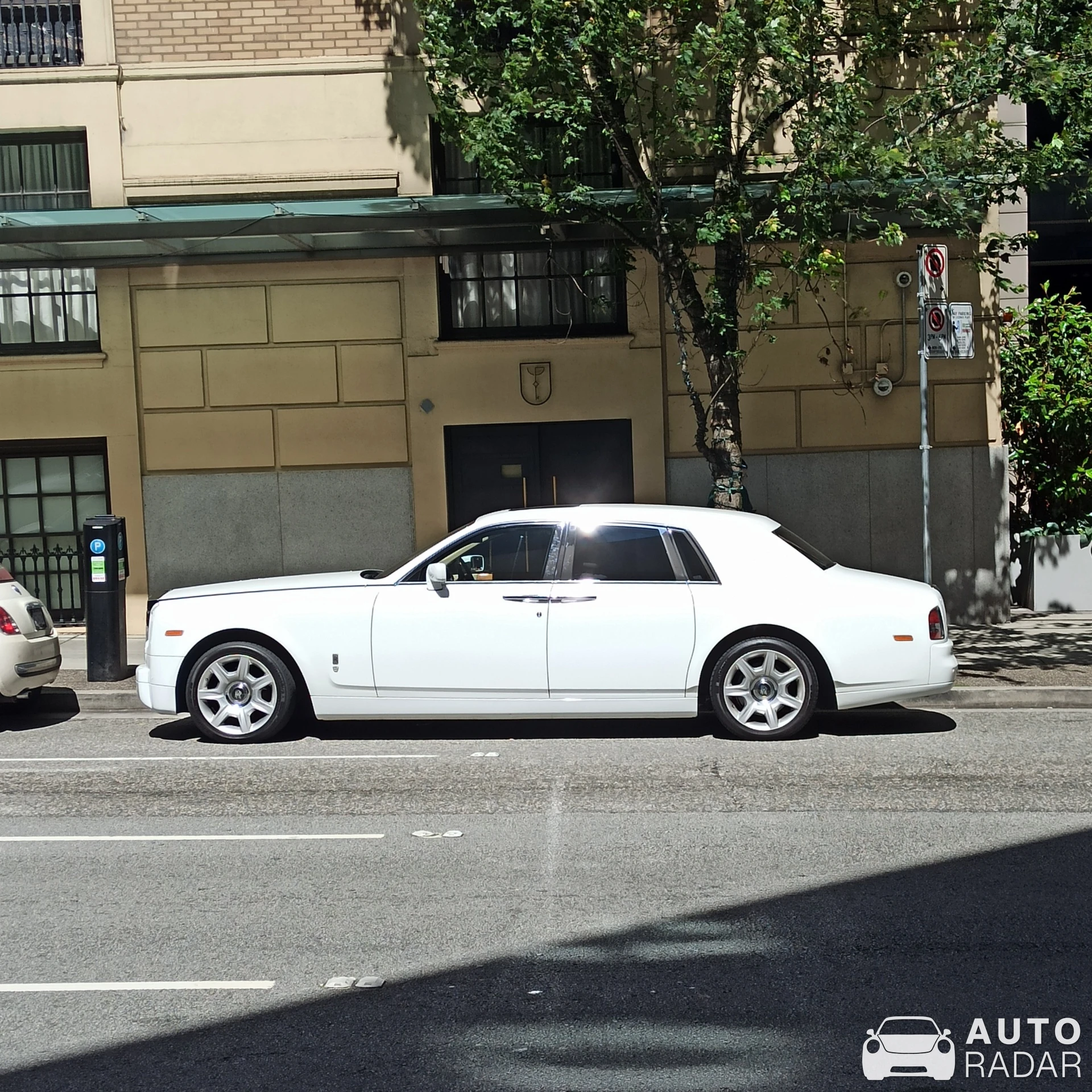 Rolls-Royce Phantom VIII spotted in Vancouver, Canada