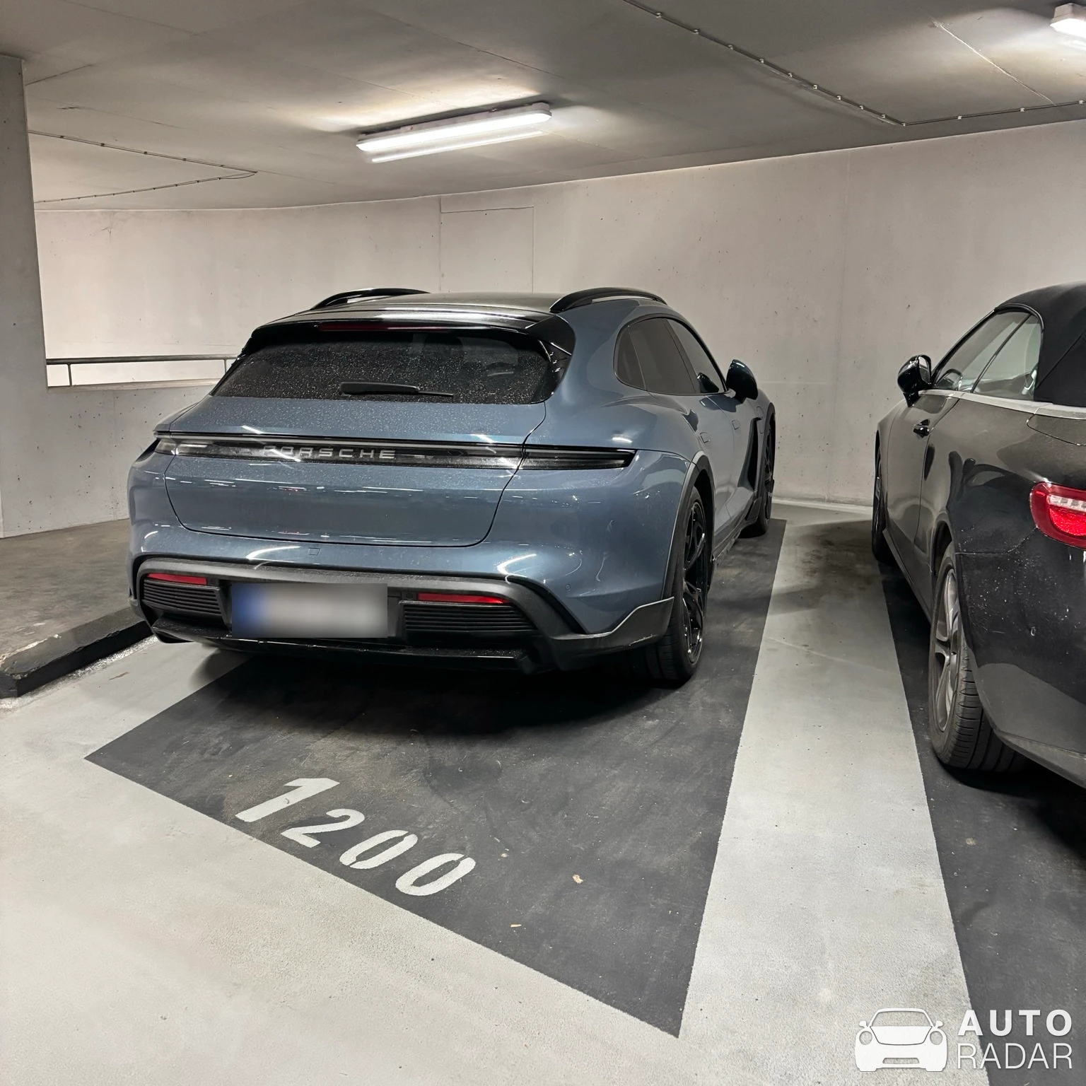 Porsche Taycan GTS Cross Turismo spotted in Dresden