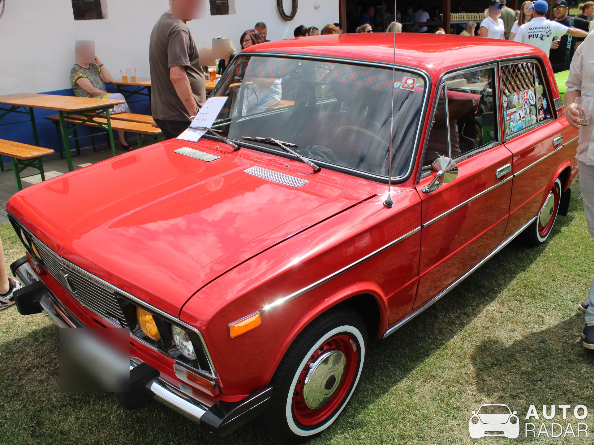 Lada 2103/2106 spotted in Skalice