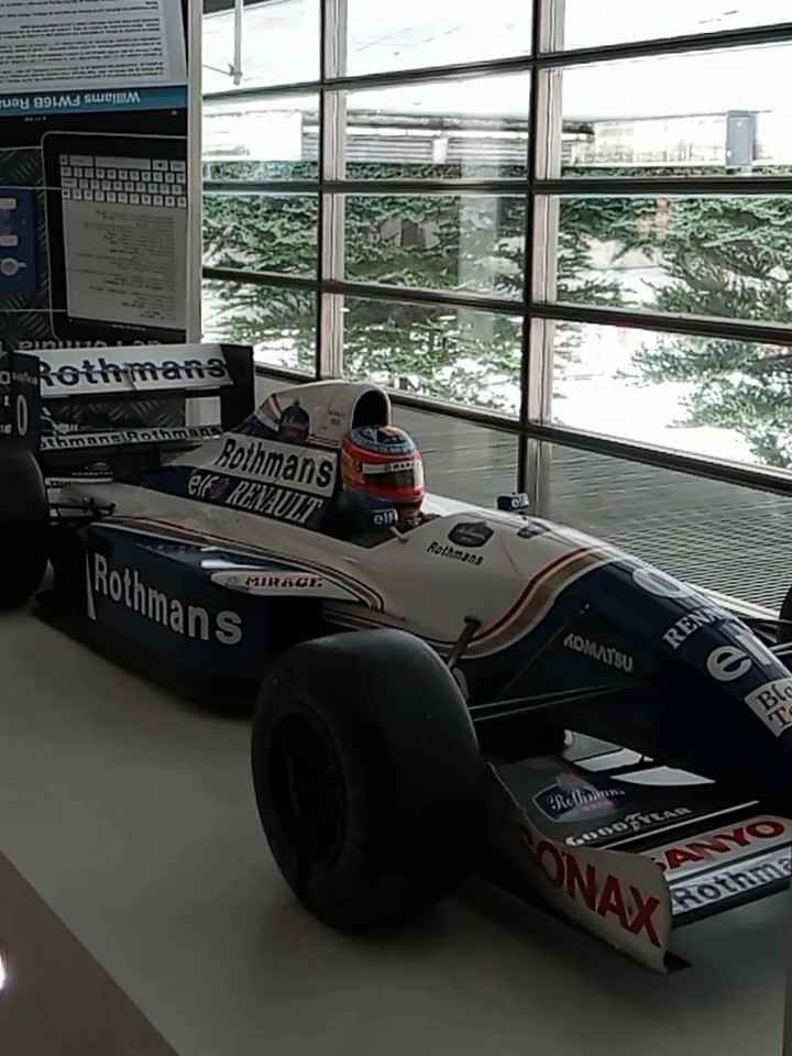 Williams FW15