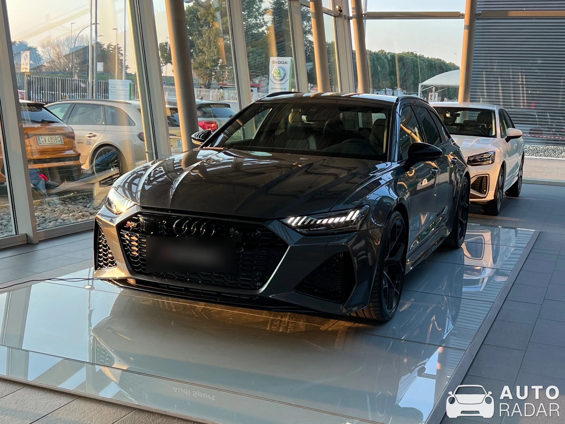 Audi RS6 Avant C8 spotted in Bergamo, Italia