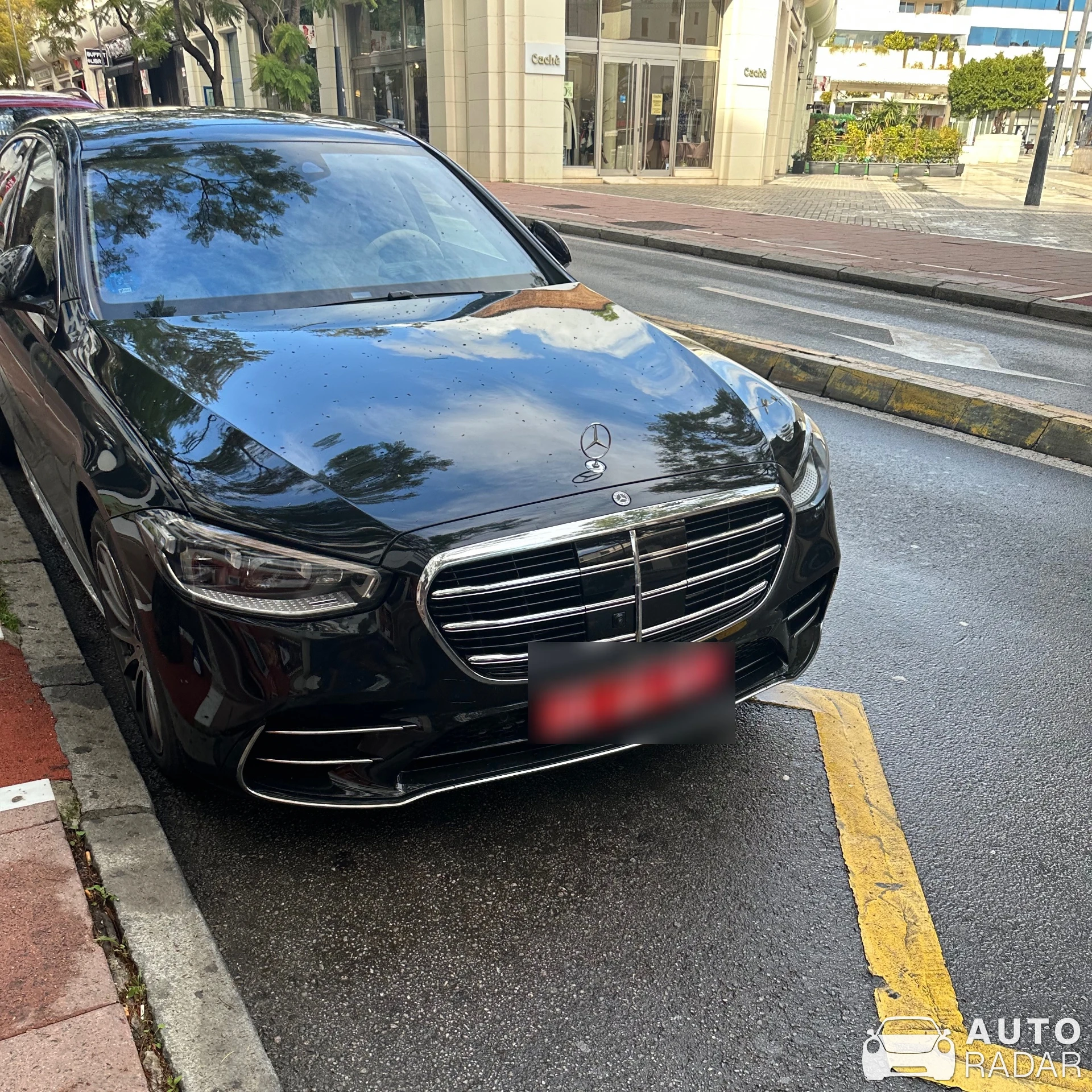 Mercedes-Benz S-Klasse W223 spotted in Marbella, Spain