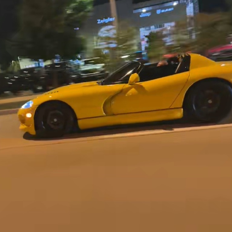 Chrysler Viper GTS