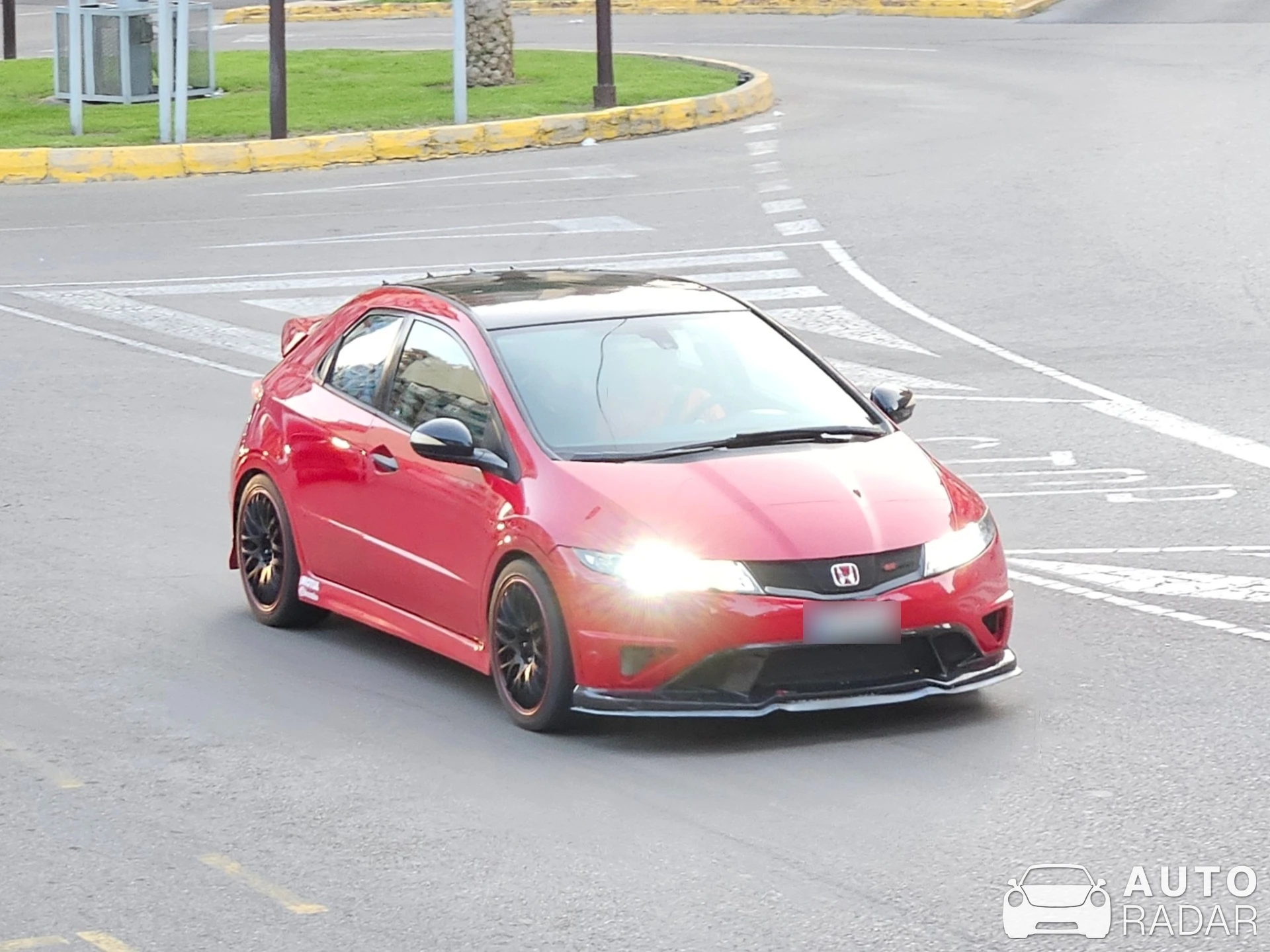 Honda Civic Type R 2005 spotted in Cullera