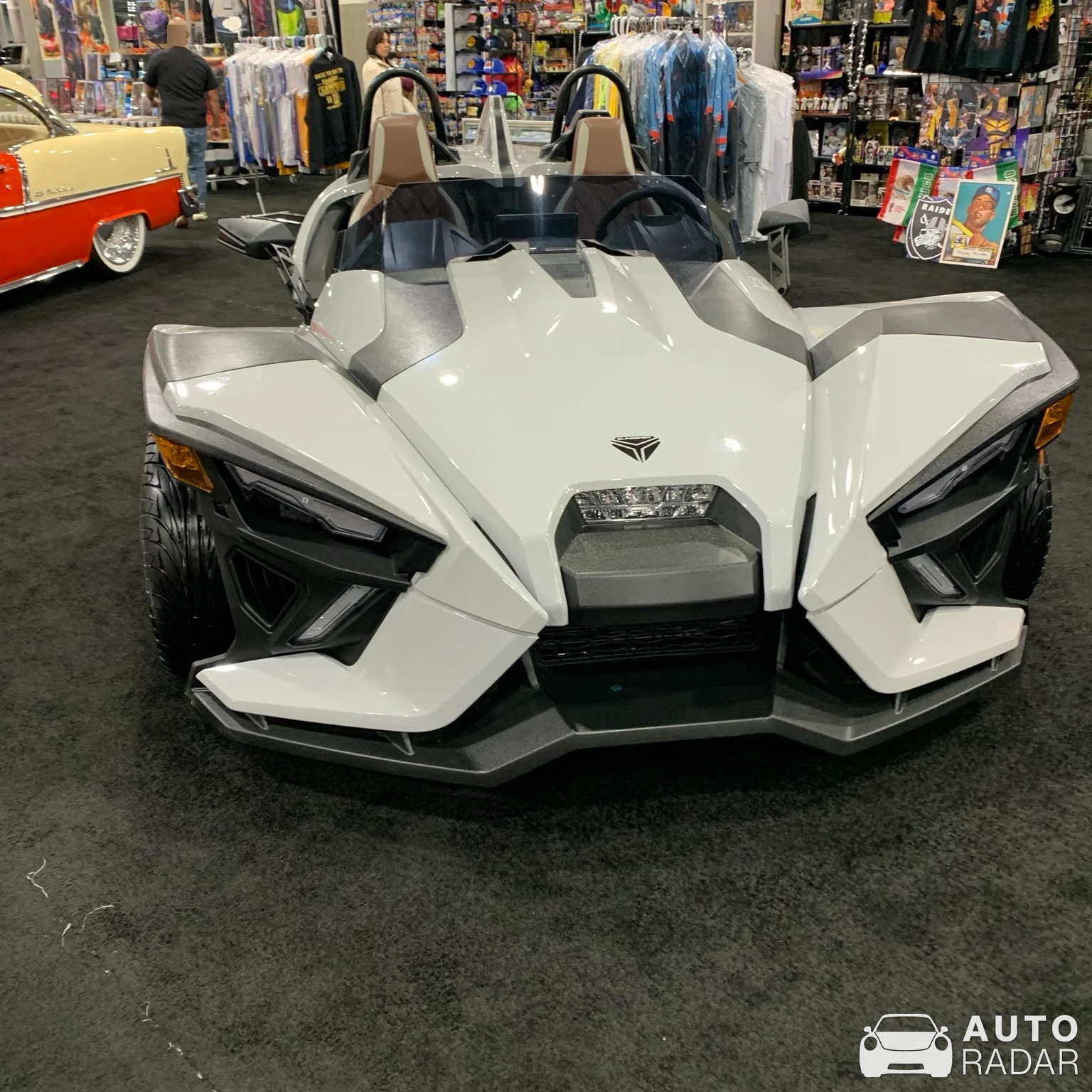 Polaris Slingshot SL spotted in Los Angeles