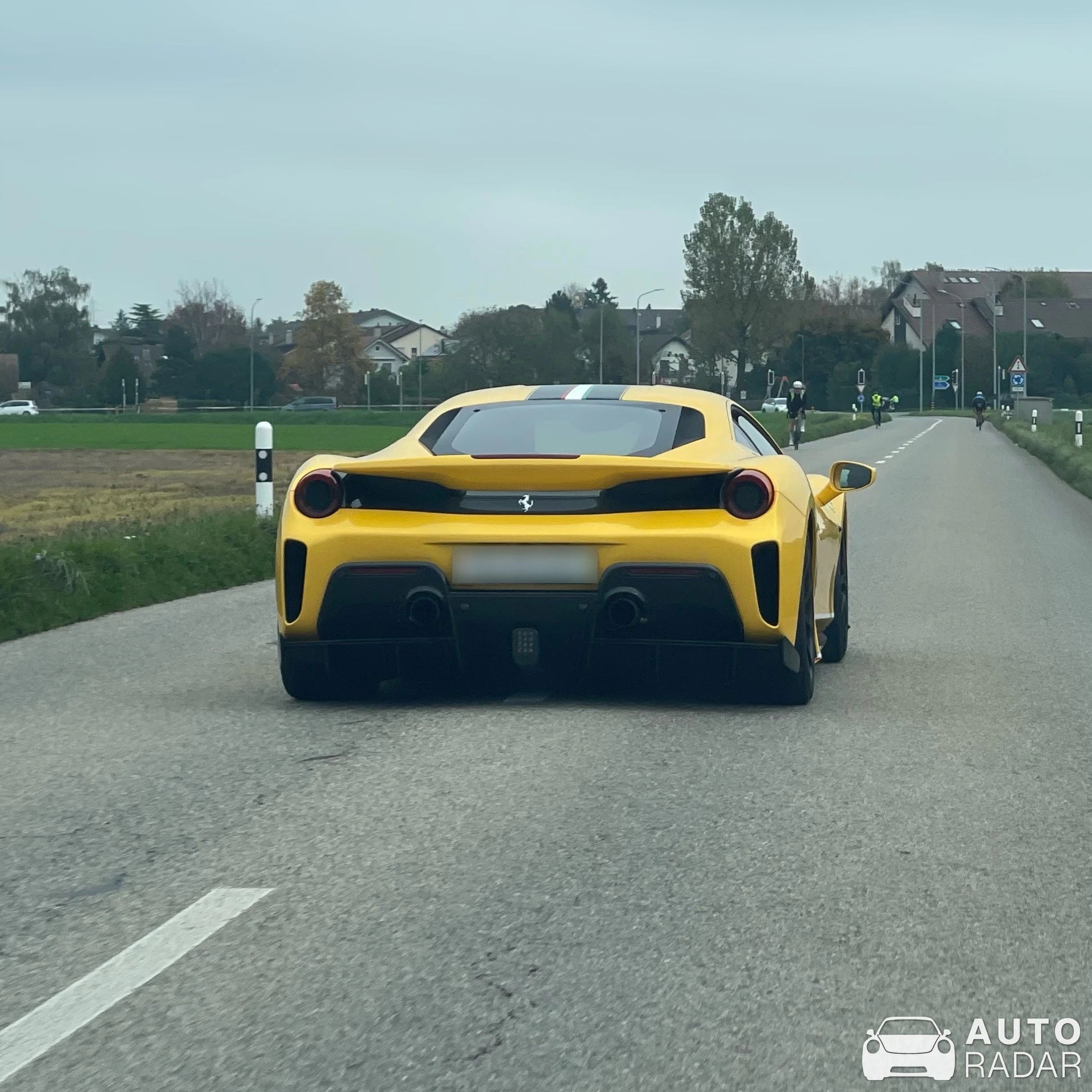 Ferrari 488 Pista spotted in Chavannes-de-Bogis, Switzerland