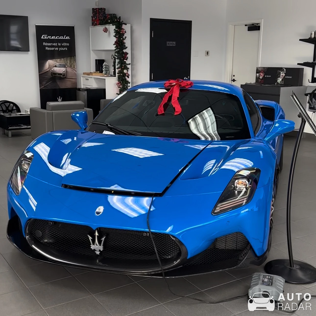 Maserati MC20 spotted in Québec City, Canada